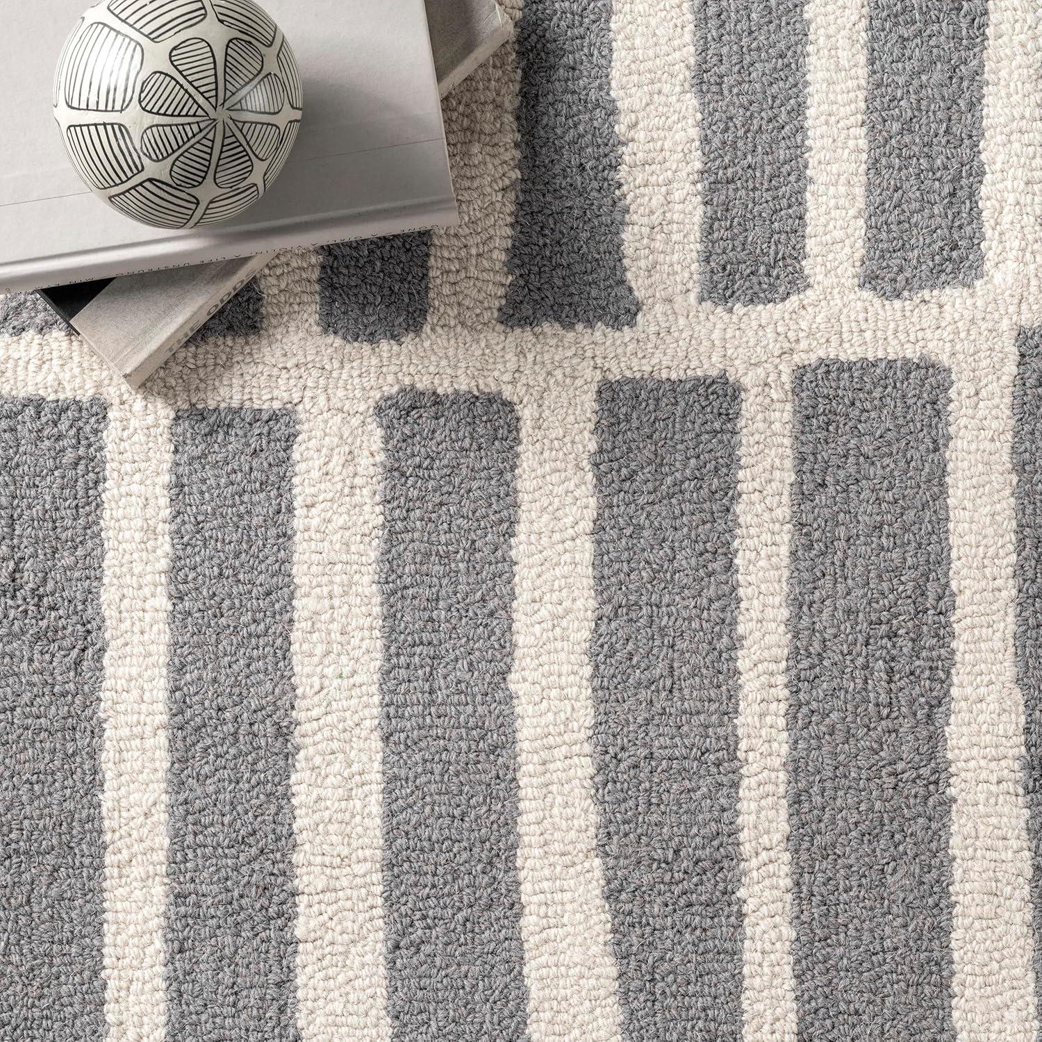 Nuloom Lemuel Geometric 3x5 Wool Accent Indoor Area Rug for Living Room Bedroom Dining Room Entryway Kitchen, Grey/Ivory