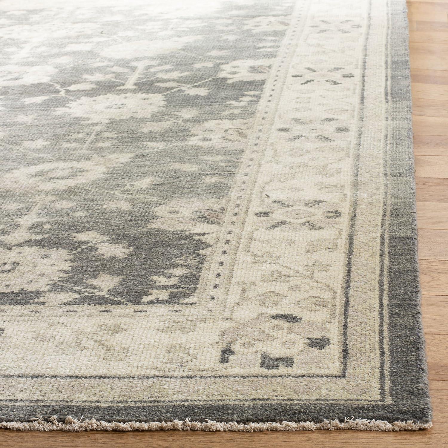 Sivas SVS158 Hand Knotted Area Rug  - Safavieh