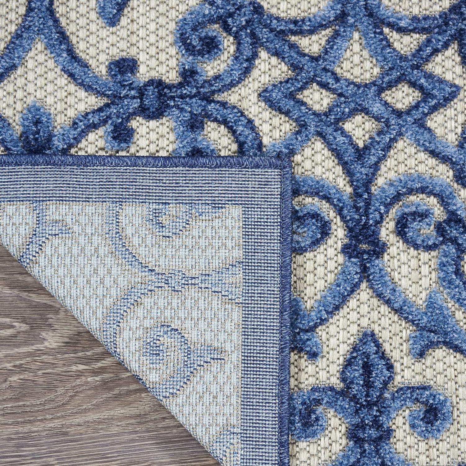 Lark Manor™ Rectangle Isalia 3'6" x 5'6" Area Rug in Blue/Gray