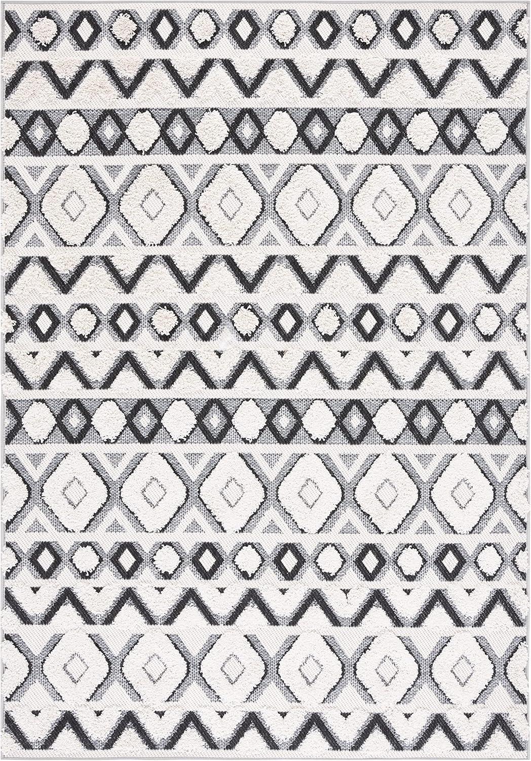 Cottage COT210 Power Loomed Indoor/Outdoor Area Rug - Ivory/Black - 8'x10' - Safavieh.