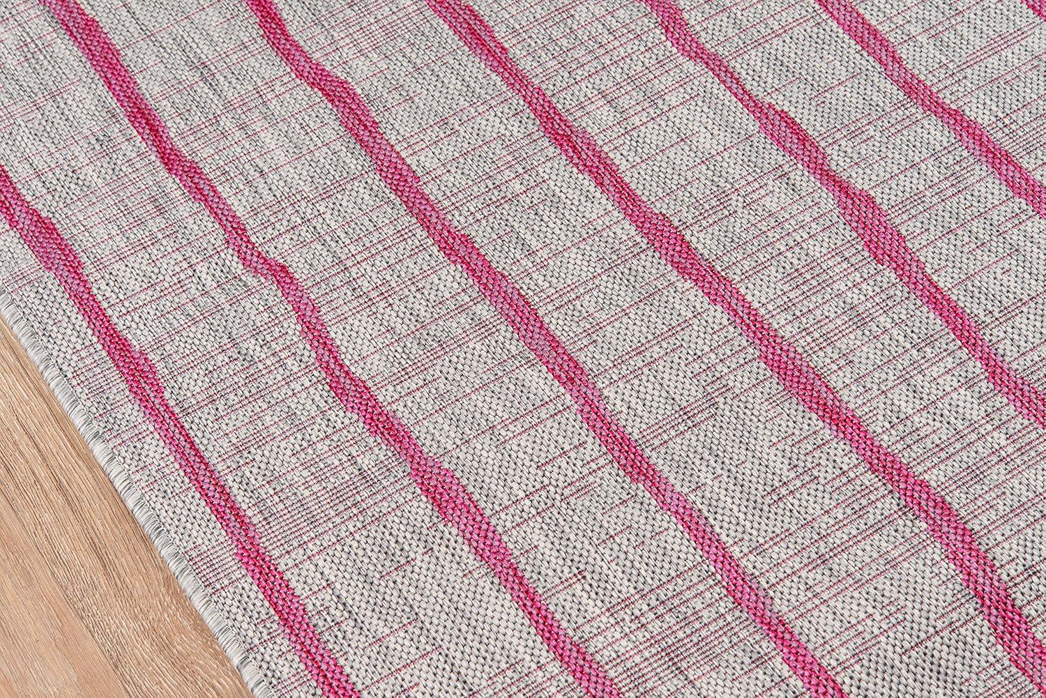 Sicily Fuschia Indoor/Outdoor Rug