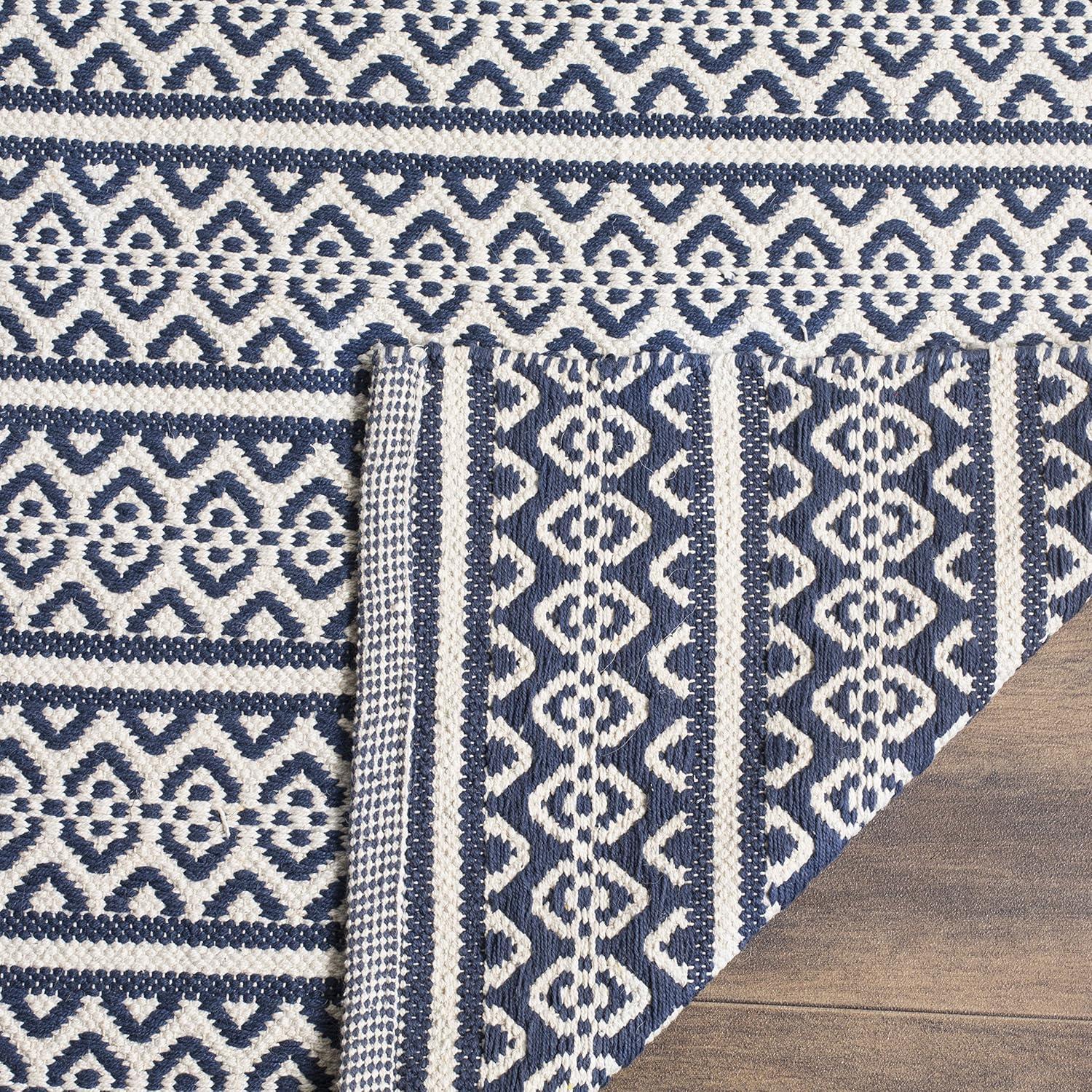 Montauk MTK341 Hand Woven Area Rug  - Safavieh