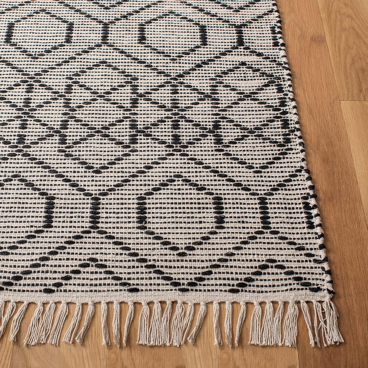 Montauk MTK652 Hand Loomed Indoor Rug - Safavieh