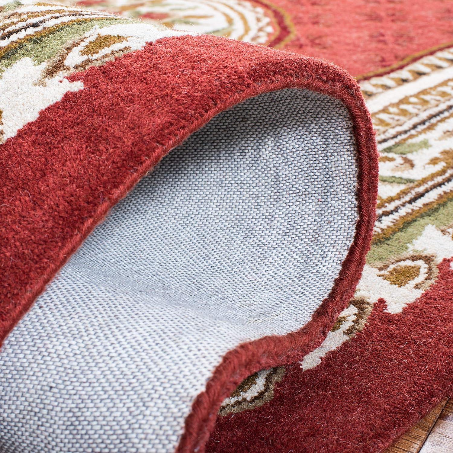 SAFAVIEH Classic Flanagan Oriental Wool Area Rug, Burgundy, 2'3" x 4'