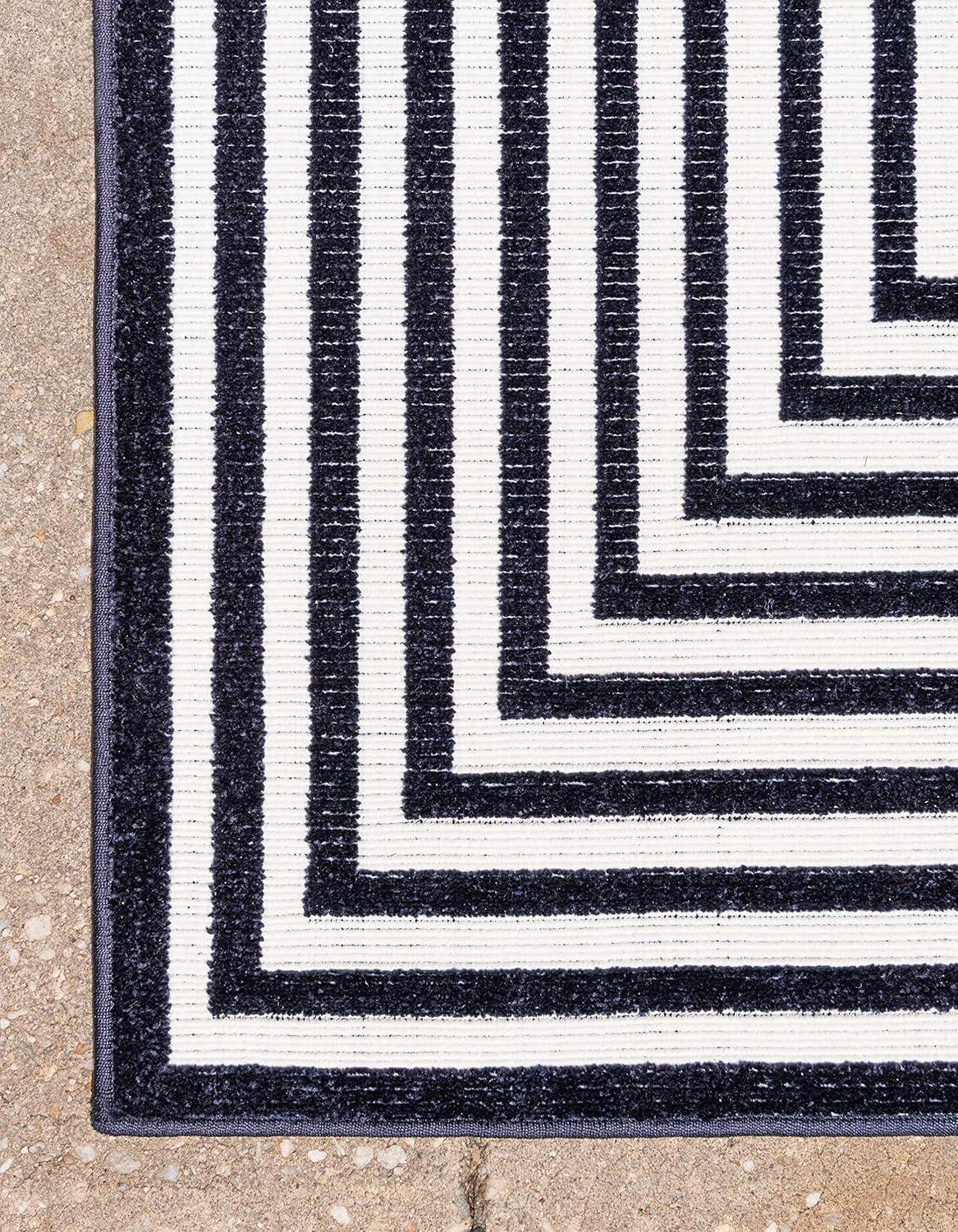 Sabrina Soto Outdoor Prescott Geometric Woven Area Rug