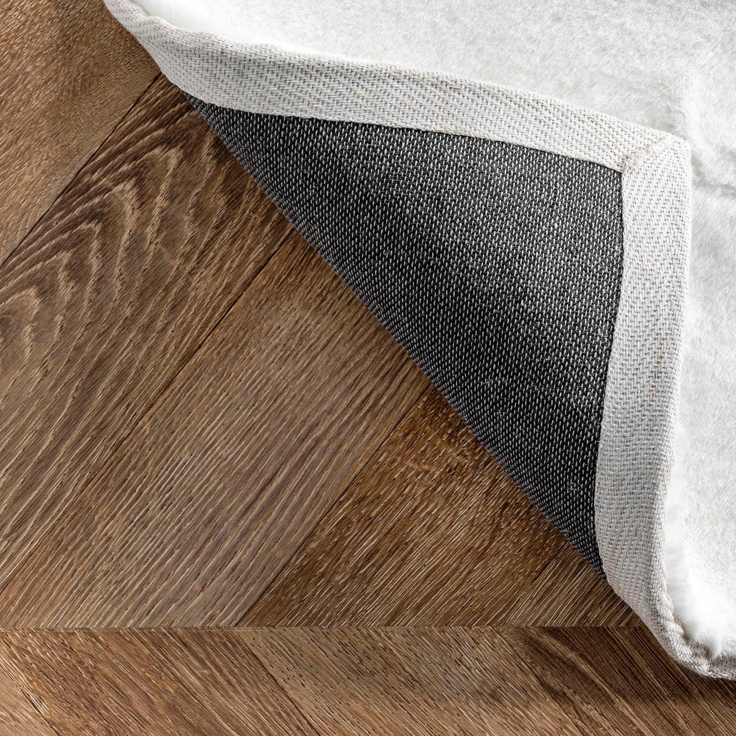 Nuloom Layne Solid 4x6 Indoor Area Rug for Living Room Bedroom Dining Room, White/Ivory