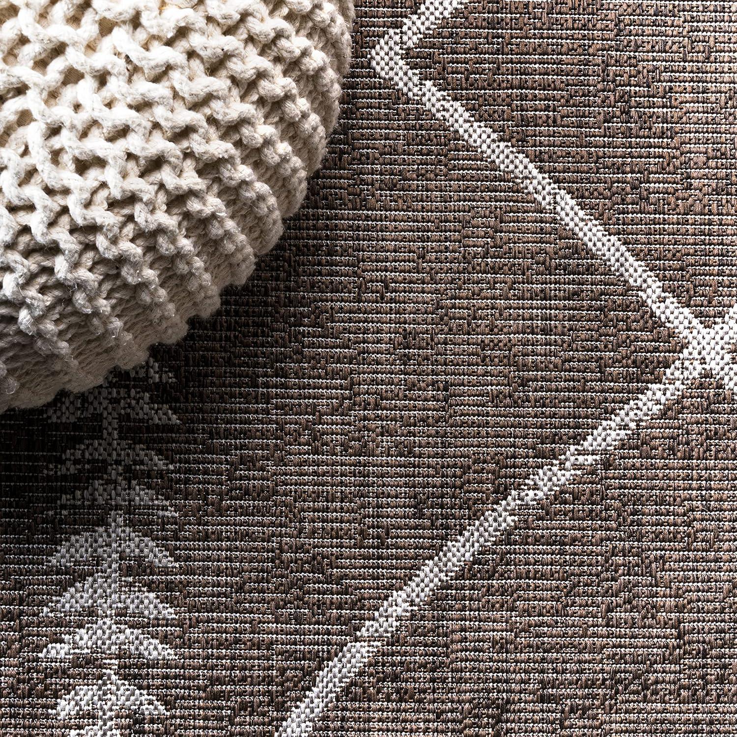 8' X 10' Derya Diamond Trellis Indoor/Outdoor Area Rug, Brown/Beige - JONATHAN Y