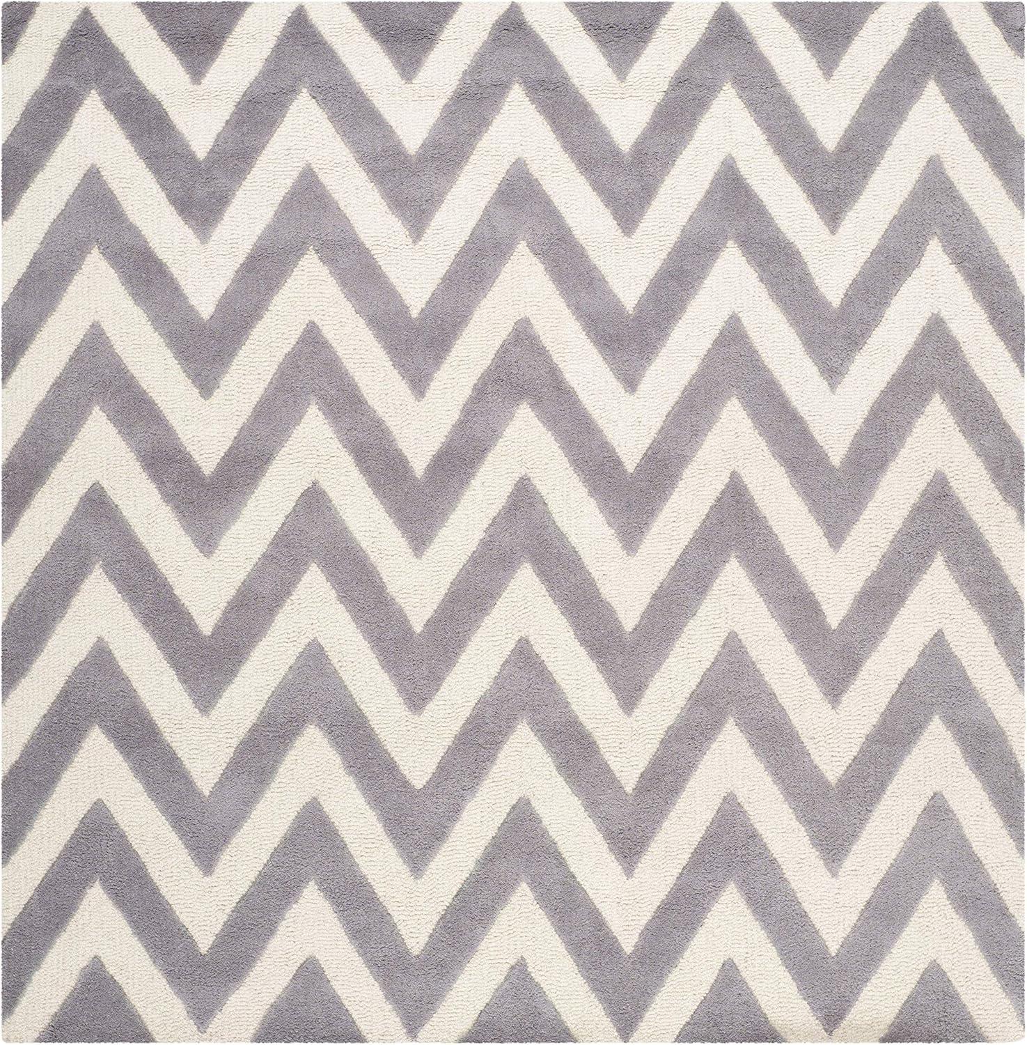 SAFAVIEH Cambridge Kaitlyn Zig Zag Stripes Wool Area Rug, Silver/Ivory, 4' x 4' Square