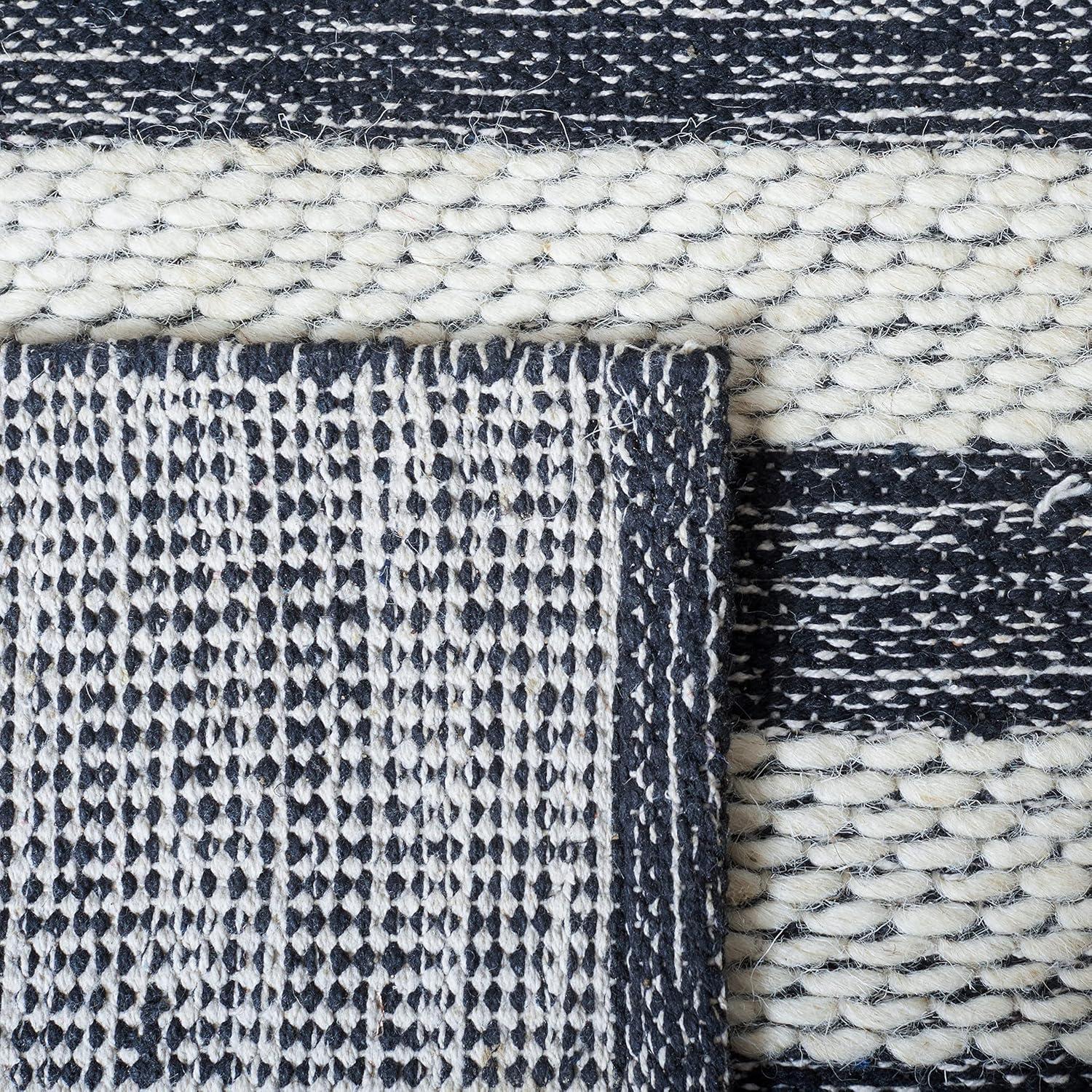 Safavieh Kilim Hand Woven Performance Striped Rug