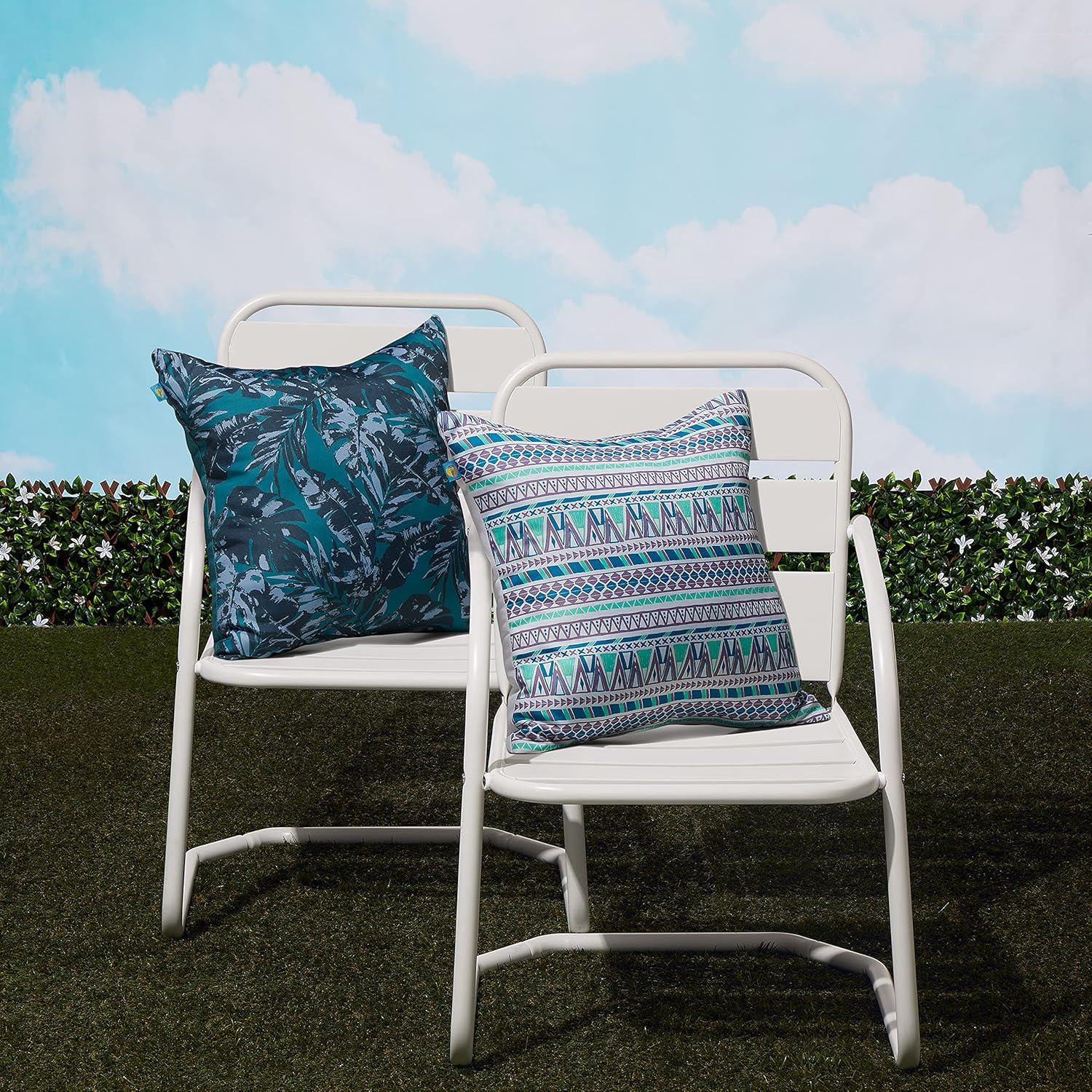 Duck Covers Floral Indoor/Outdoor Throw Pillow (Set of 2)