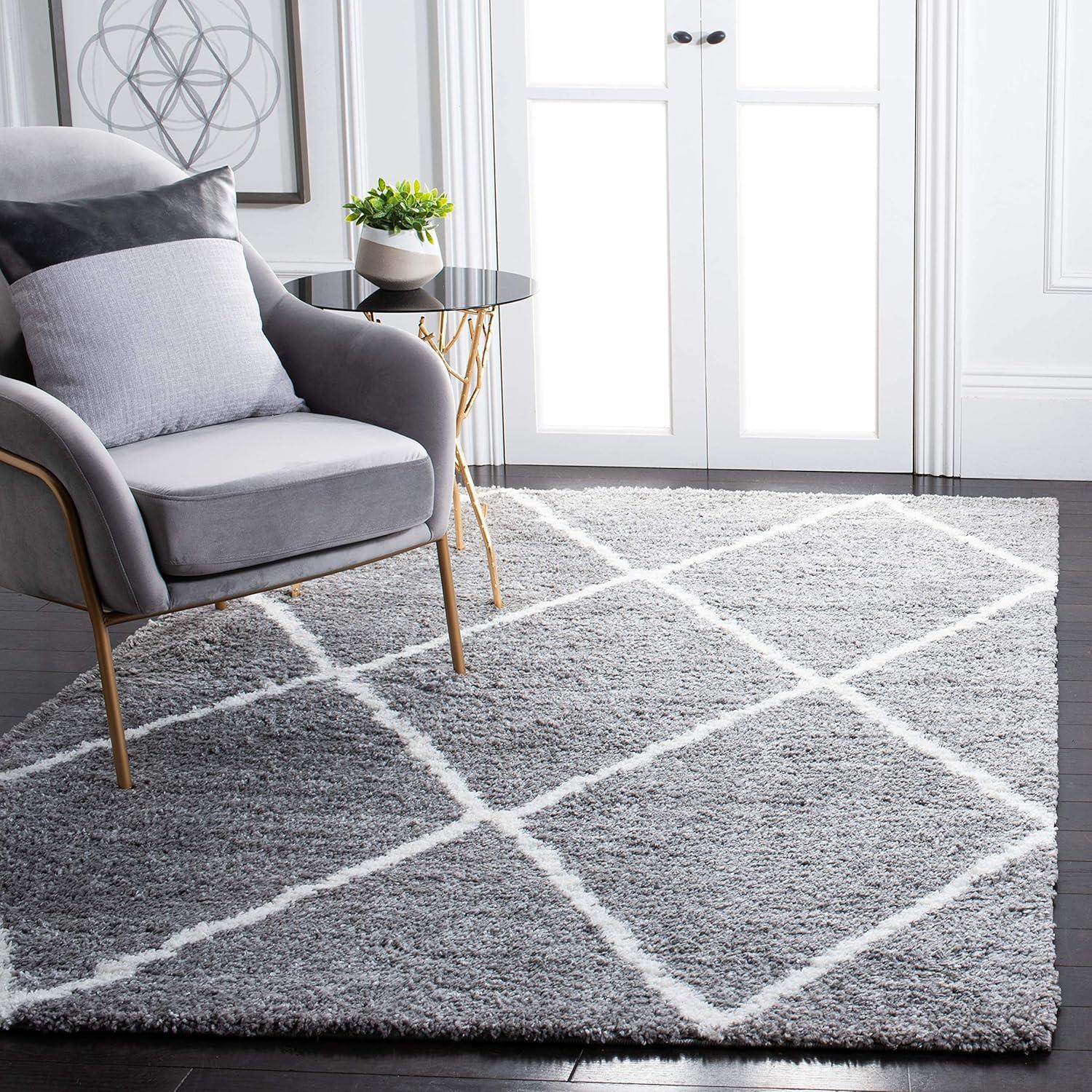 August Shag 500 AUG531 Power Loomed Indoor Area Rug - Light Grey/Ivory - 5'-5"x7'-7" - Safavieh
