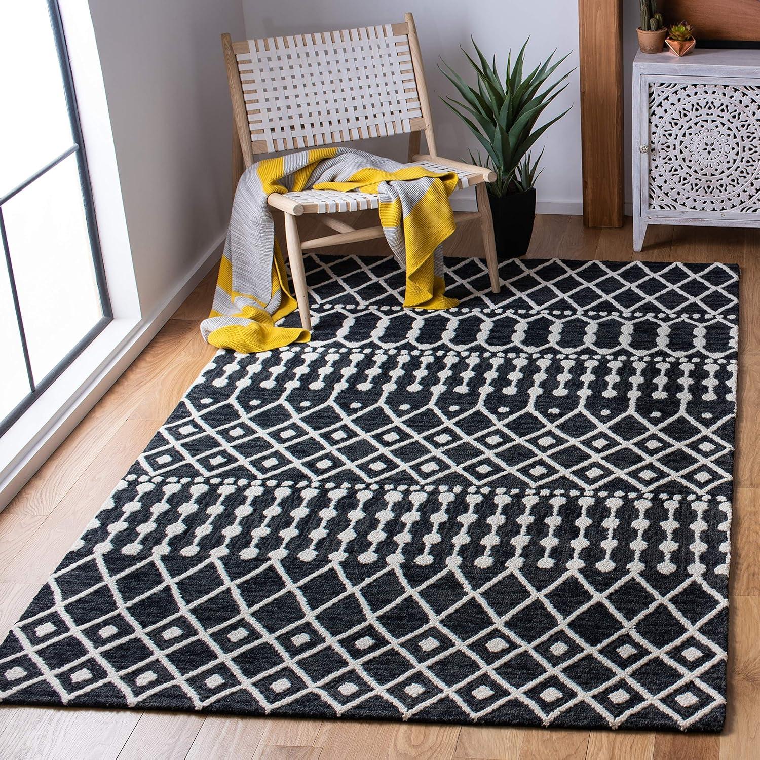 Handmade Black Wool Tufted 5' x 8' Rectangular Area Rug