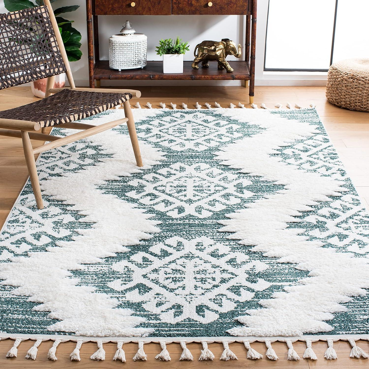 Moroccan Tassel Shag 652 Area Rug In Green / Ivory