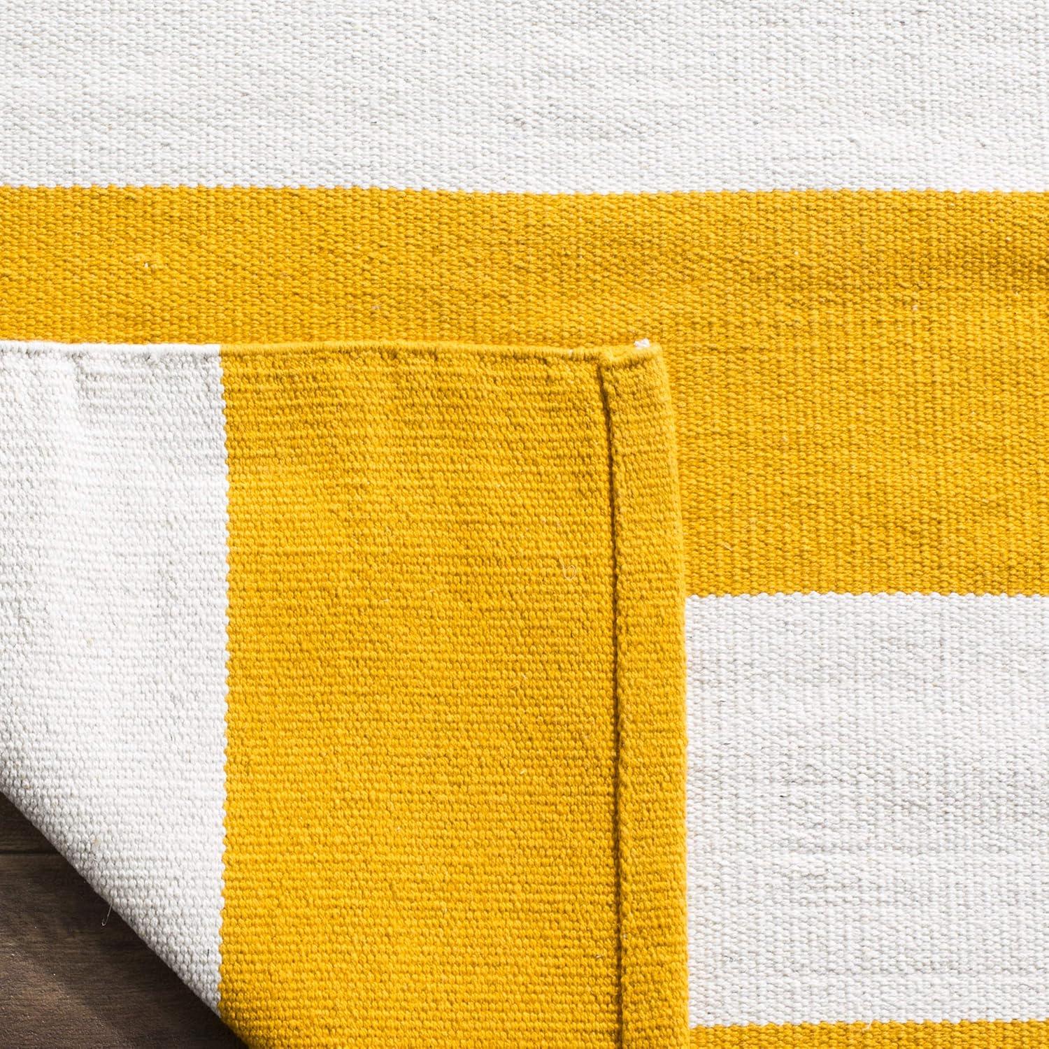 Montauk MTK712 Hand Woven Indoor Accent Rug - Yellow/Ivory - 4'x6' - Safavieh