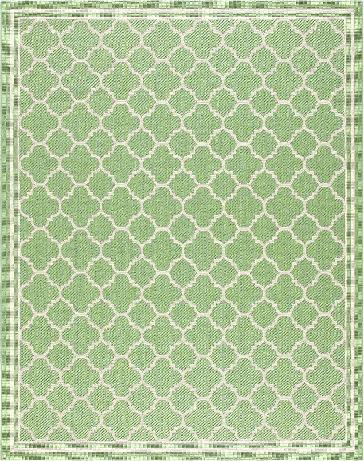 SAFAVIEH Courtyard Alina Geometric Quatrefoil Indoor/Outdoor Area Rug, Green/Beige, 6'7" x 9'6"