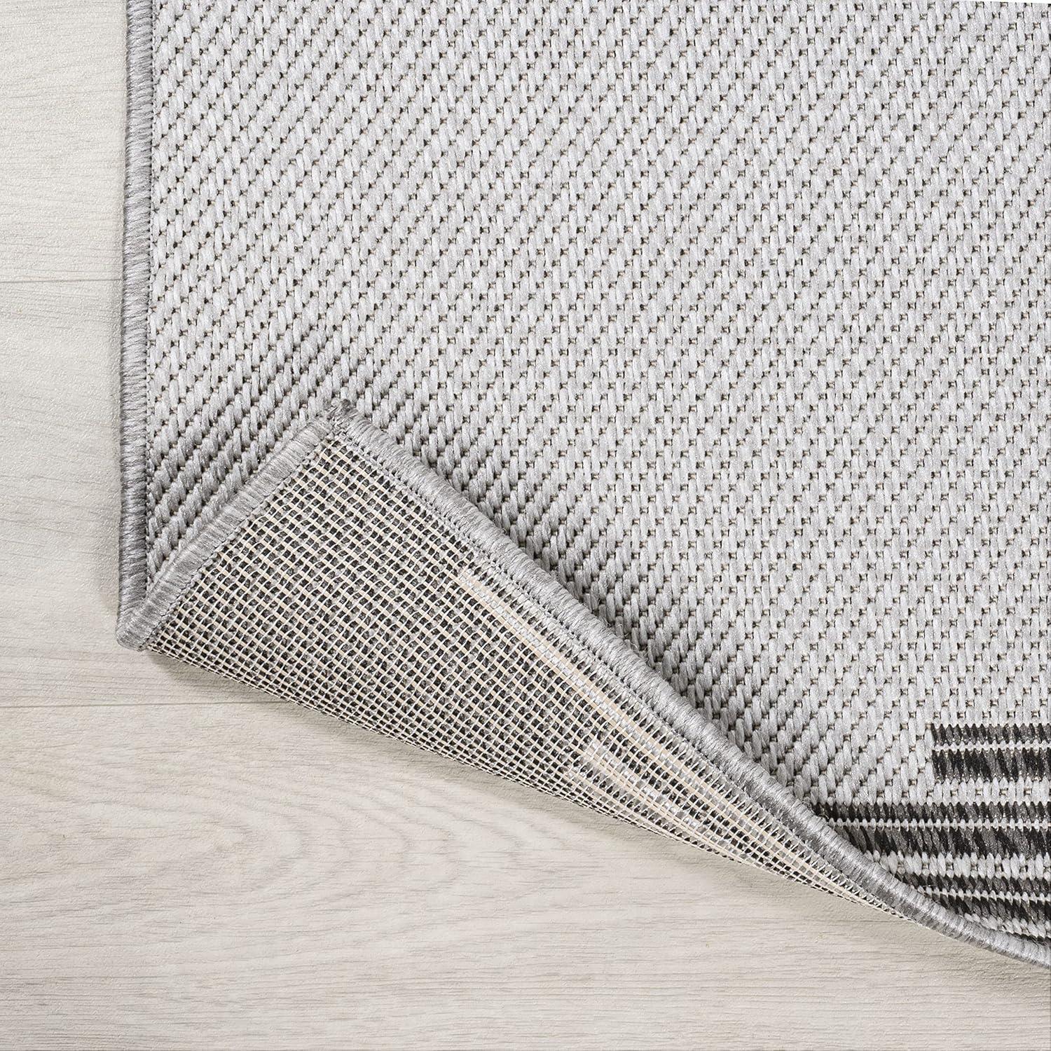 4' x 6' Vinales Diamond Stripe Indoor/Outdoor Area Rug, Light Gray/Black - JONATHAN Y