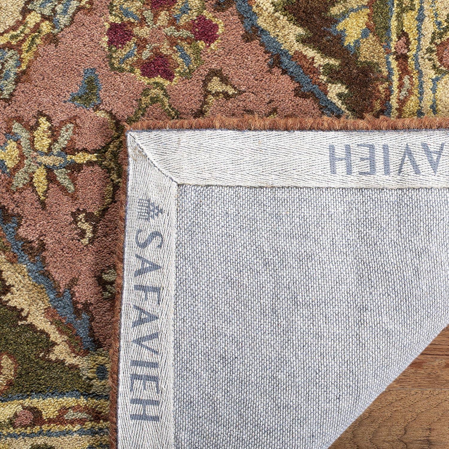 SAFAVIEH Heritage Abbey Traditional Wool Area Rug, Beige, 4' x 6'