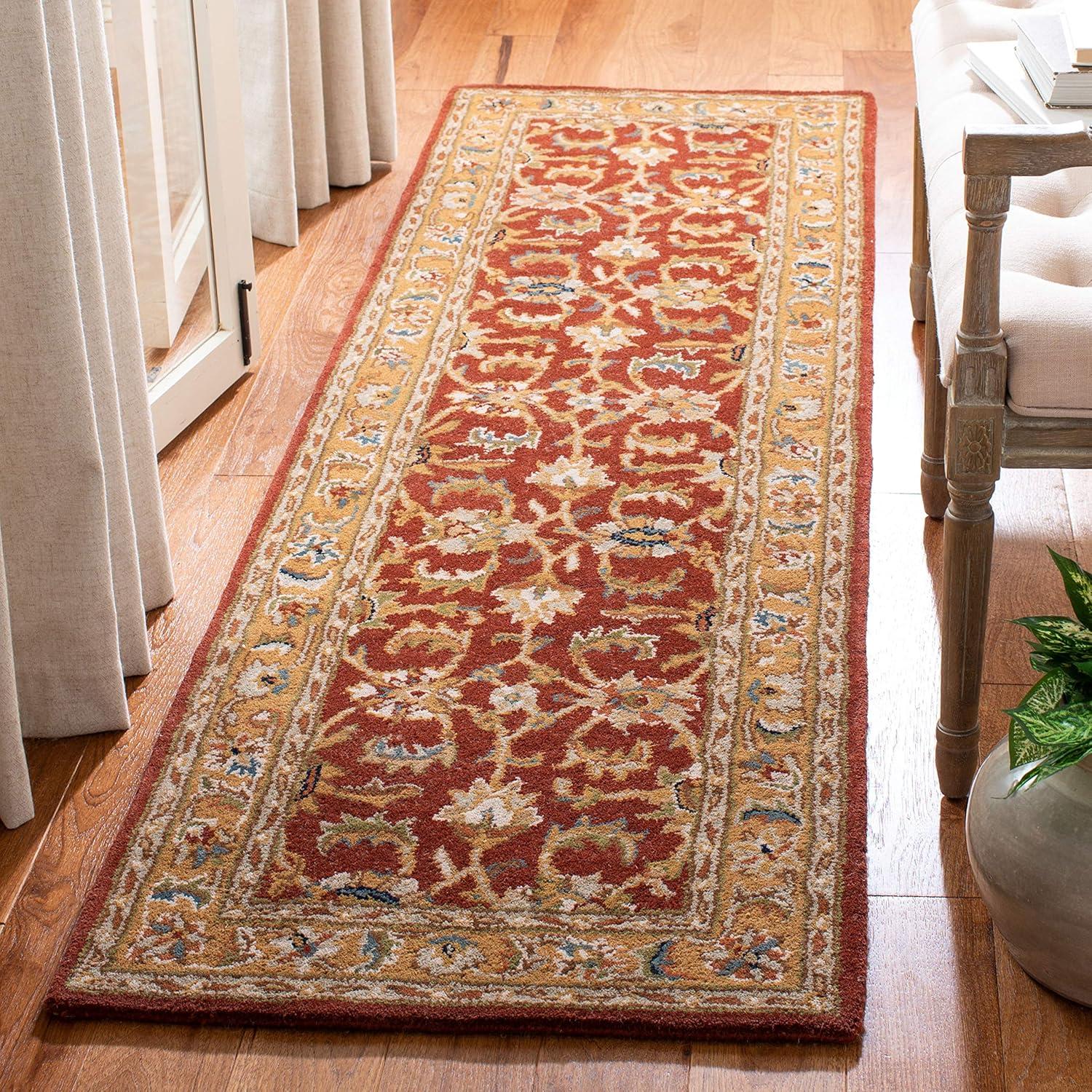 SAFAVIEH Classic Gloria Traditional Wool Area Rug, Rust/Camel, 2'3" x 4'