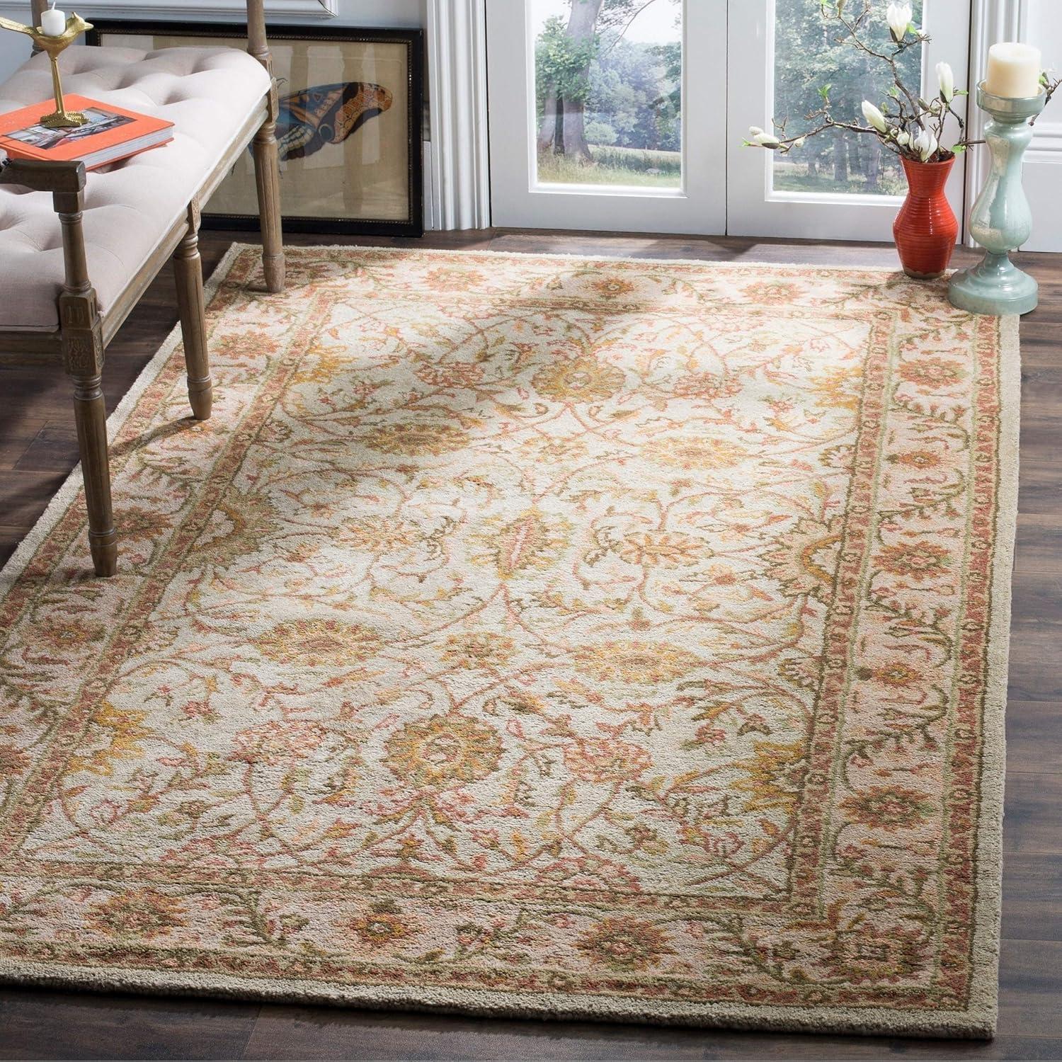 Antiquity AT17 Hand Tufted Indoor Area Rug - Ivory/Light Green - 6'x9' - Safavieh