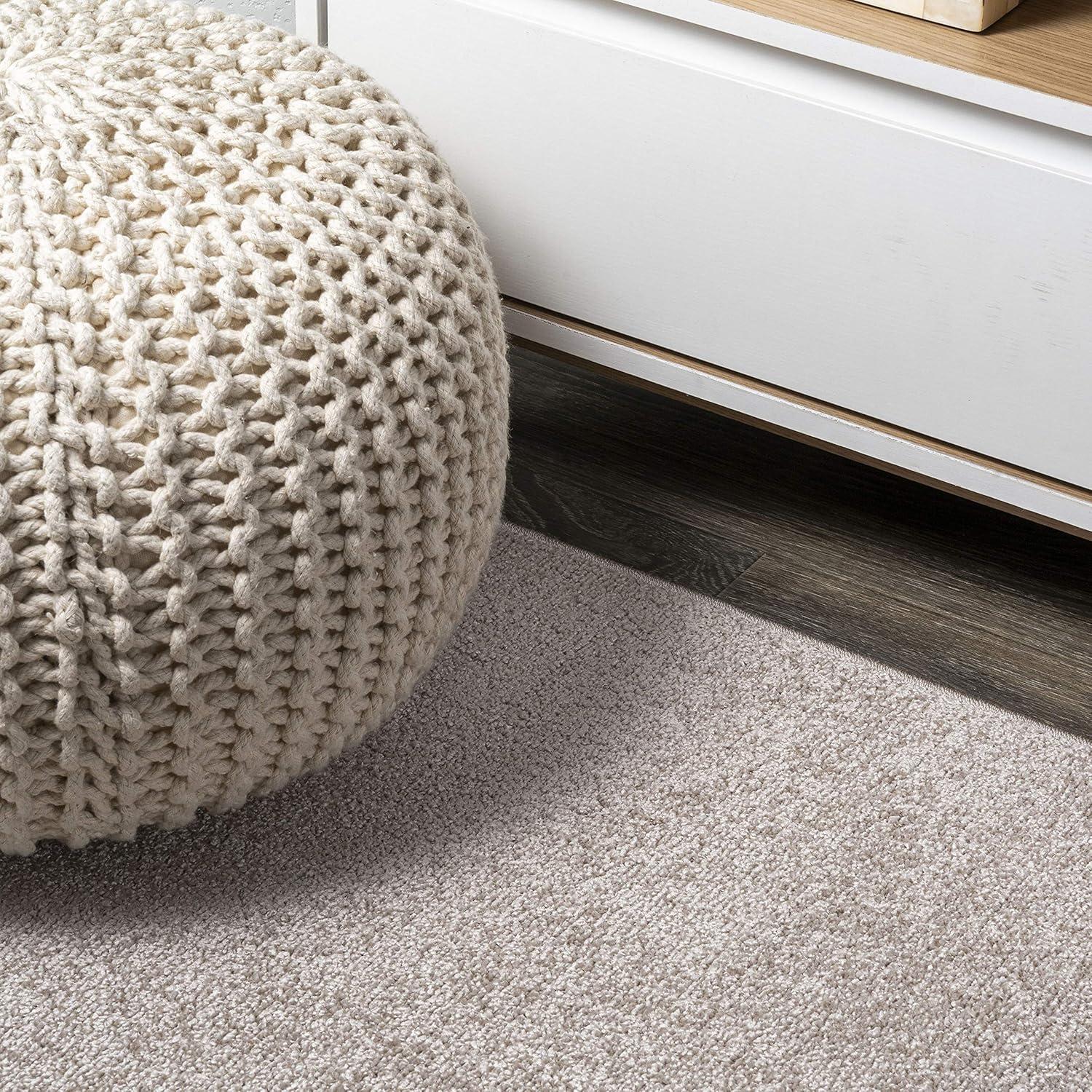 4'x6' Haze Solid Low-Pile Area Rug, Beige - JONATHAN Y