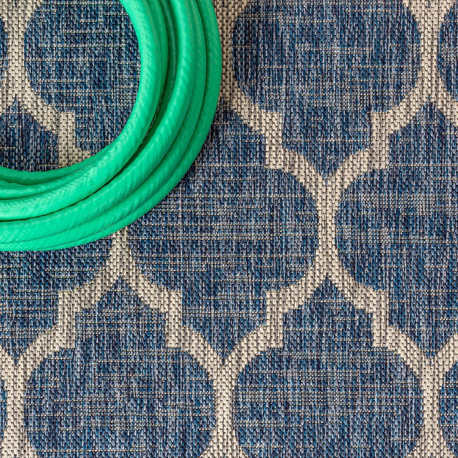 5' Square Trebol Moroccan Trellis Textured Weave Indoor/Outdoor Area Rug, Navy/Gray - JONATHAN Y