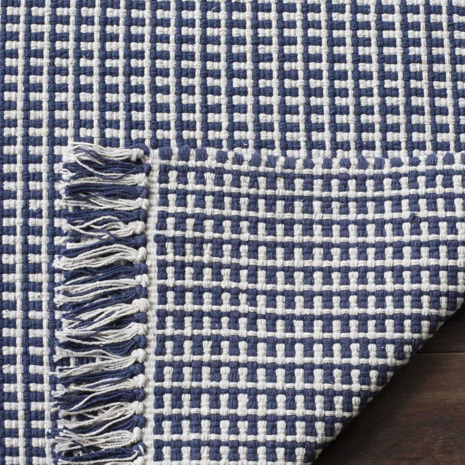 Montauk MTK340 Hand Woven Indoor Area Rug - Ivory/Navy - 5'x8' - Safavieh