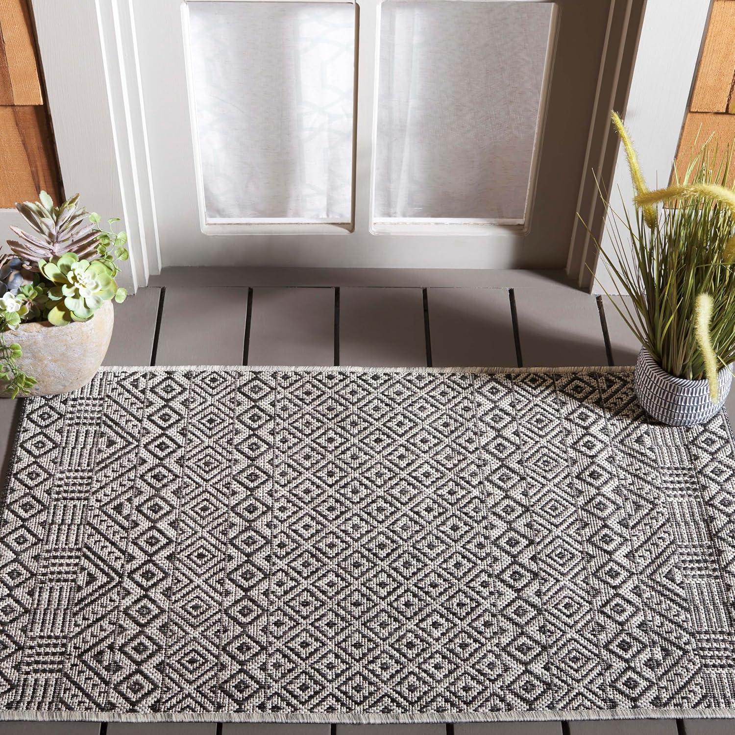 Courtyard CY8235 Power Loomed Indoor and Outdoor Accent Rug - Grey/Black - 2'x3'7" - Safavieh