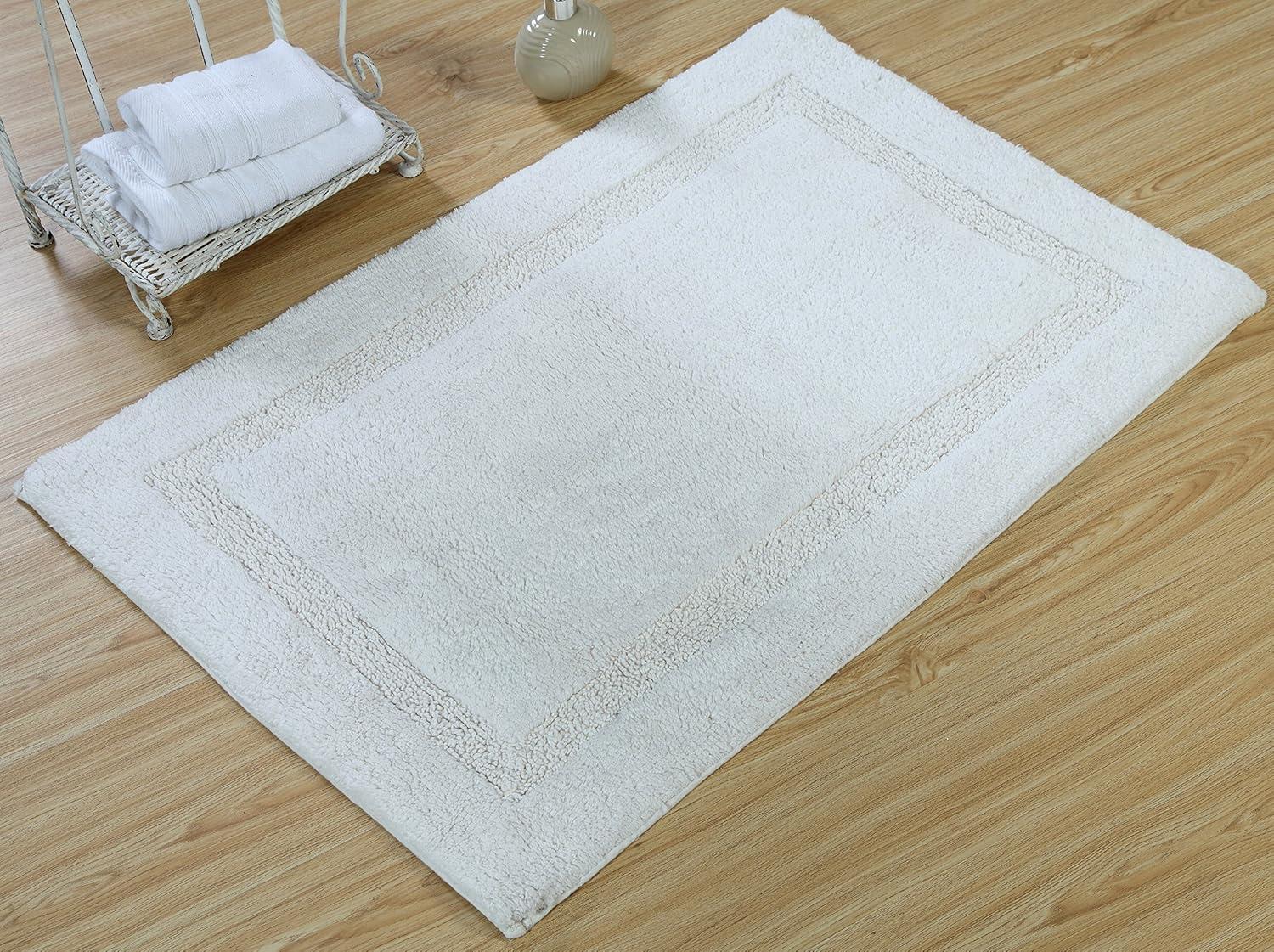 White Cotton Textured Border Bath Rug Set