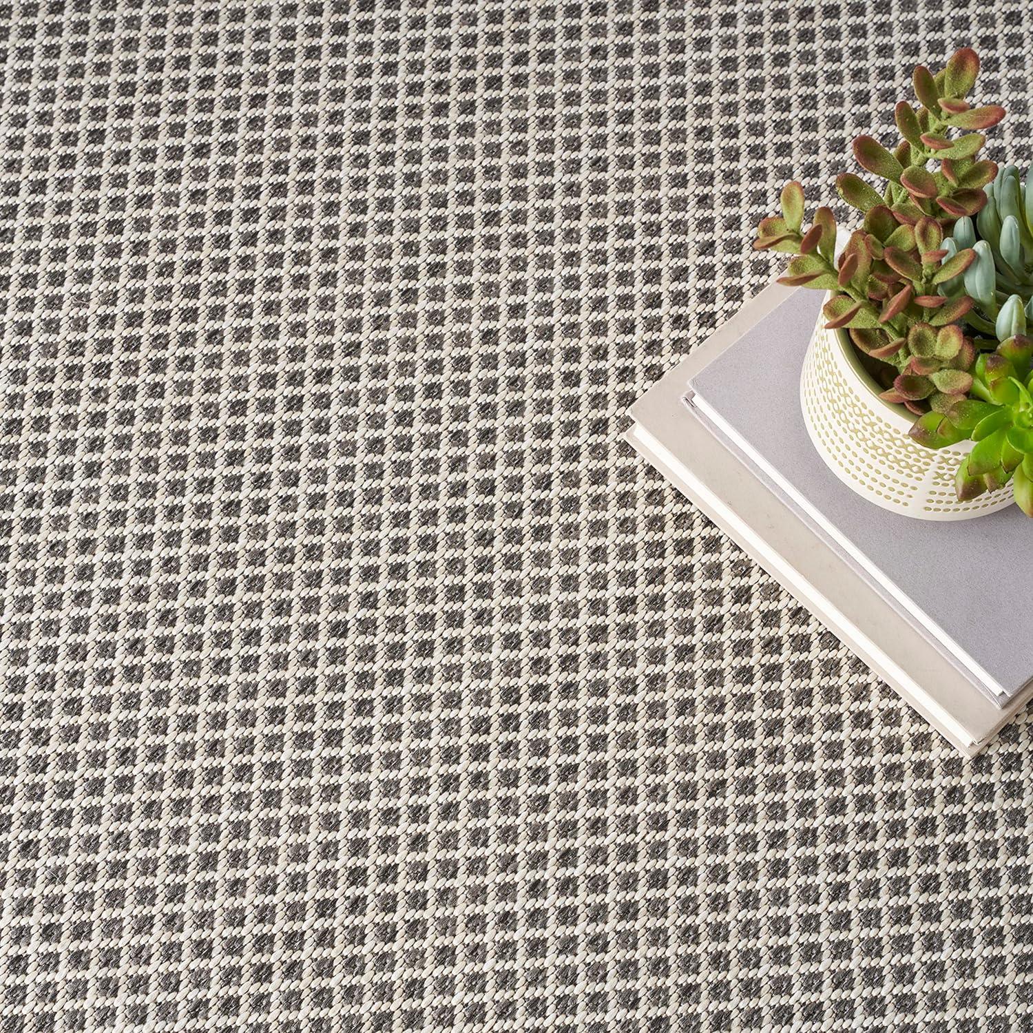 Nourison Courtyard Modern Easy Care Outdoor Rug