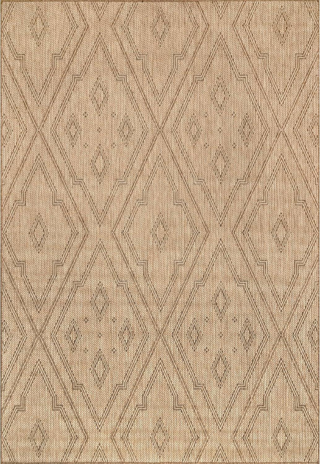 Latia Brown Diamond Pattern 4' x 6' Synthetic Area Rug