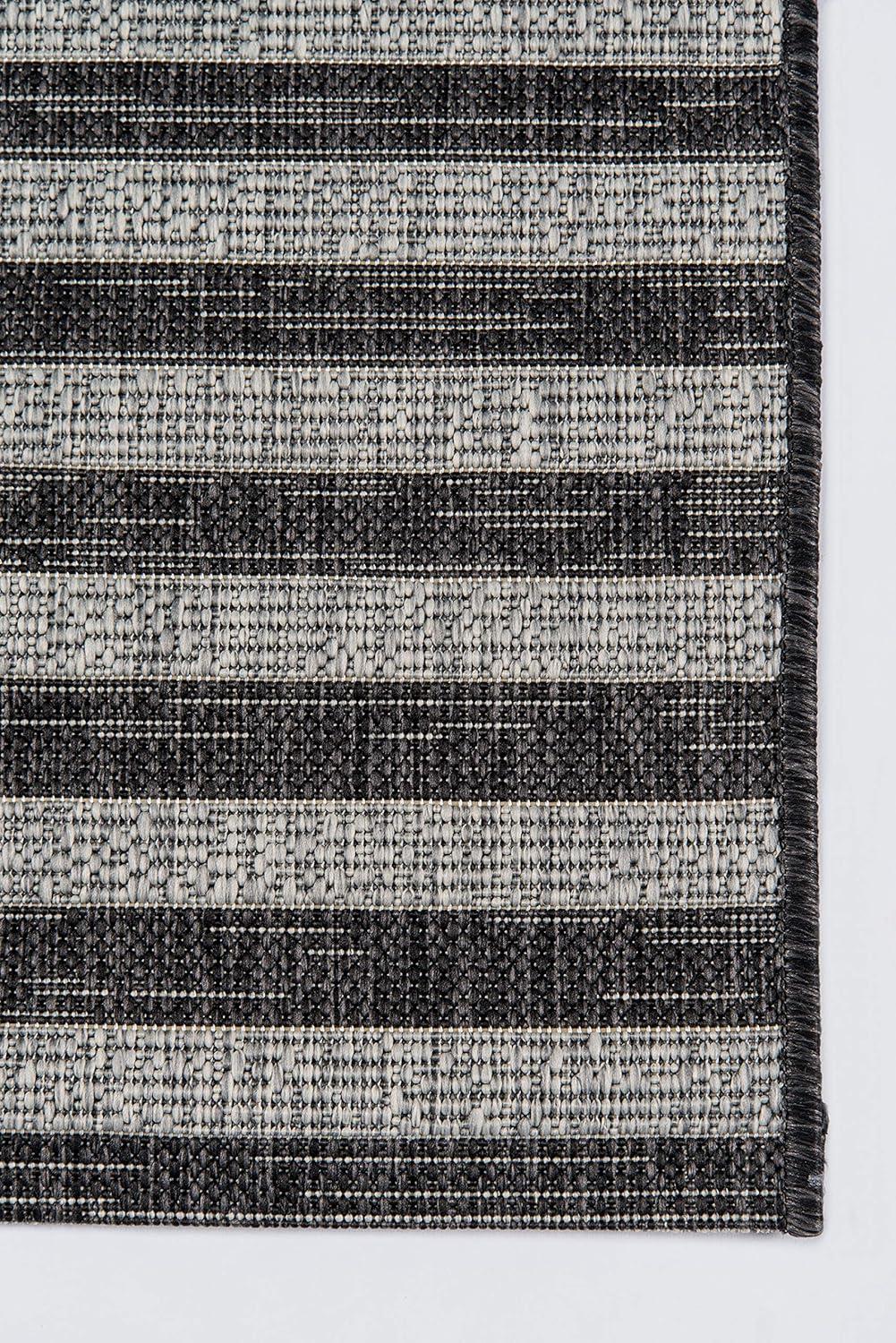 Novogratz Momeni Villa Monaco Geometric Charcoal Area Rug & Reviews | AllModern