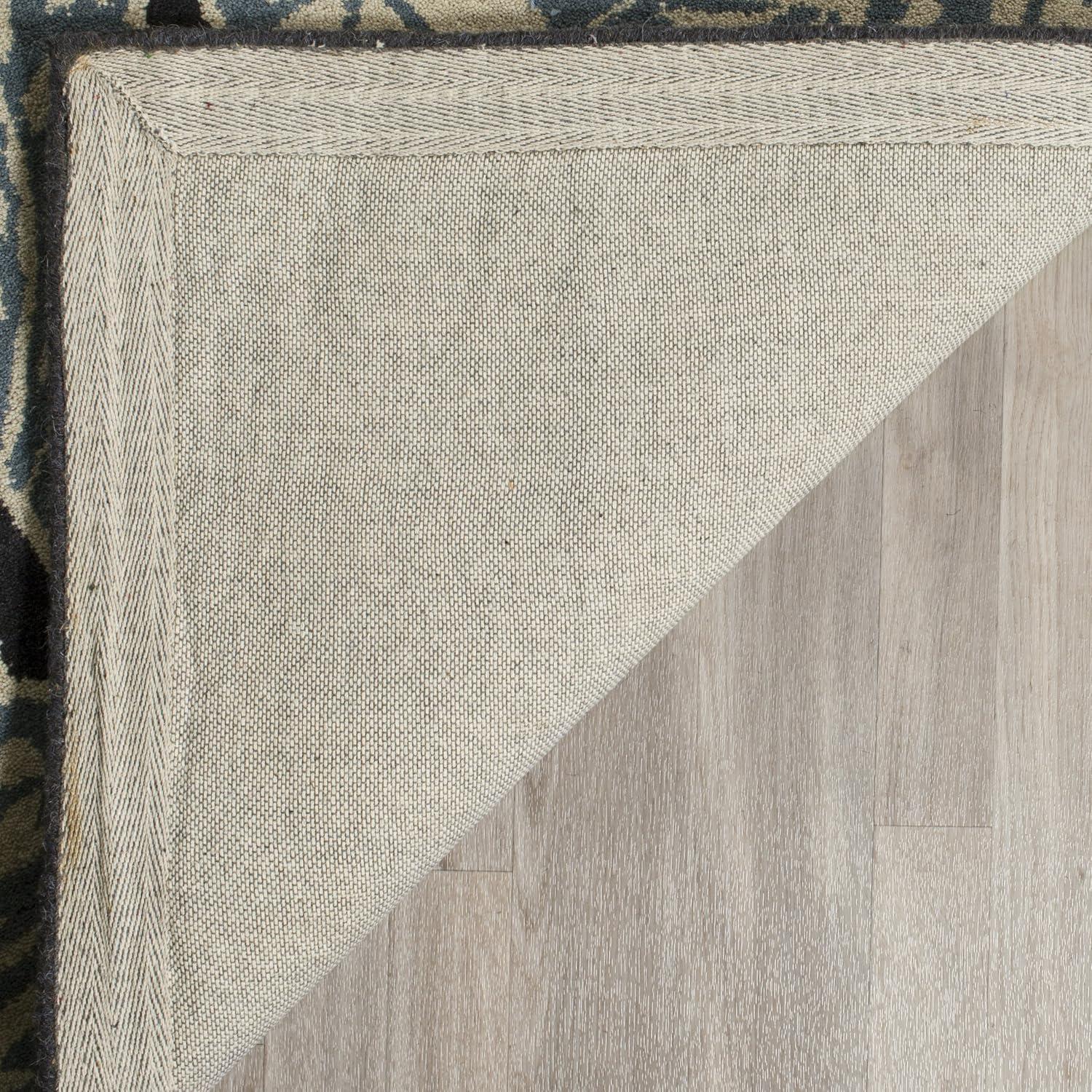 Handmade Tufted Red Wool 4' x 6' Area Rug