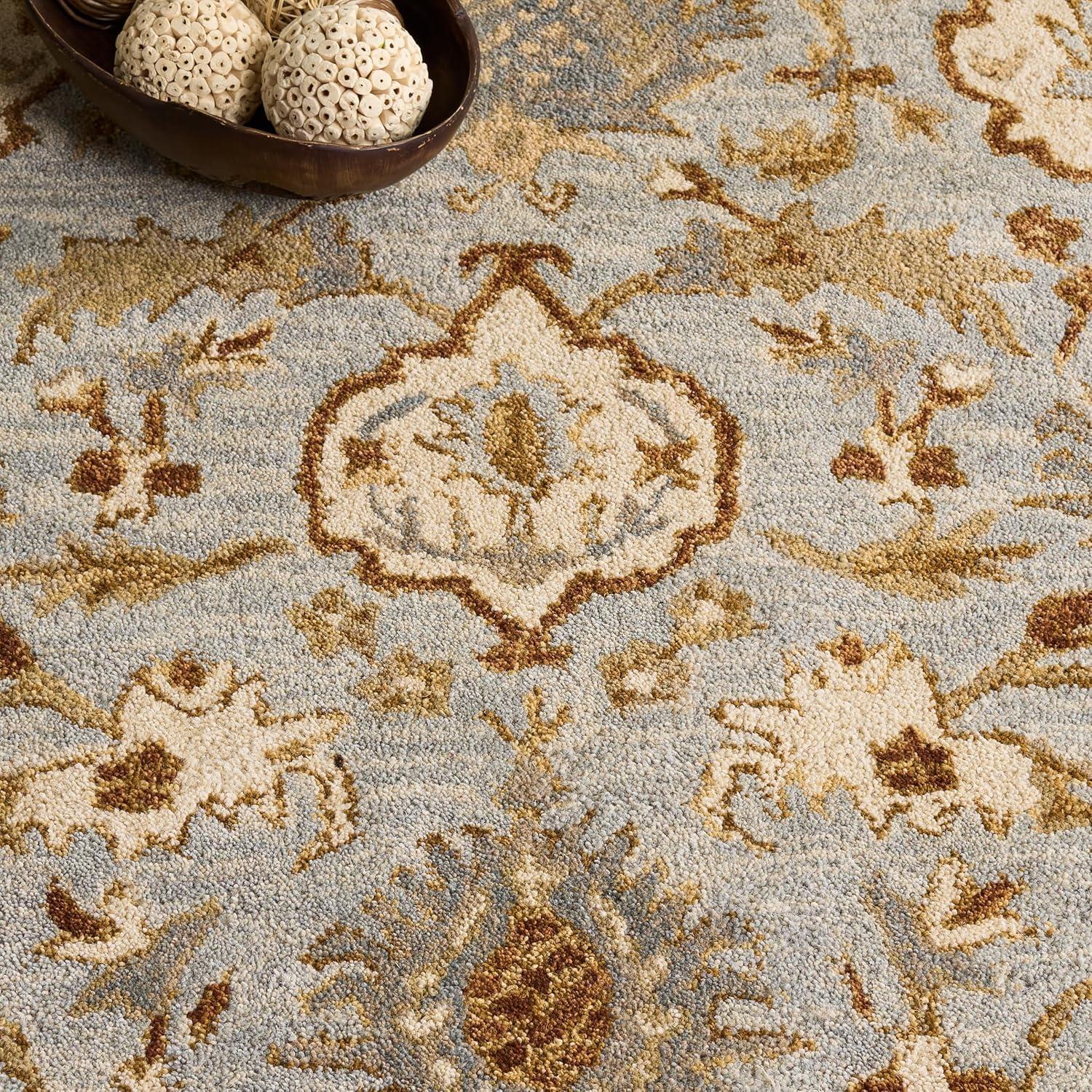 Antiquity AT60 Hand Tufted Area Rug - Light Grey - 8'9"x11'9" - Safavieh.