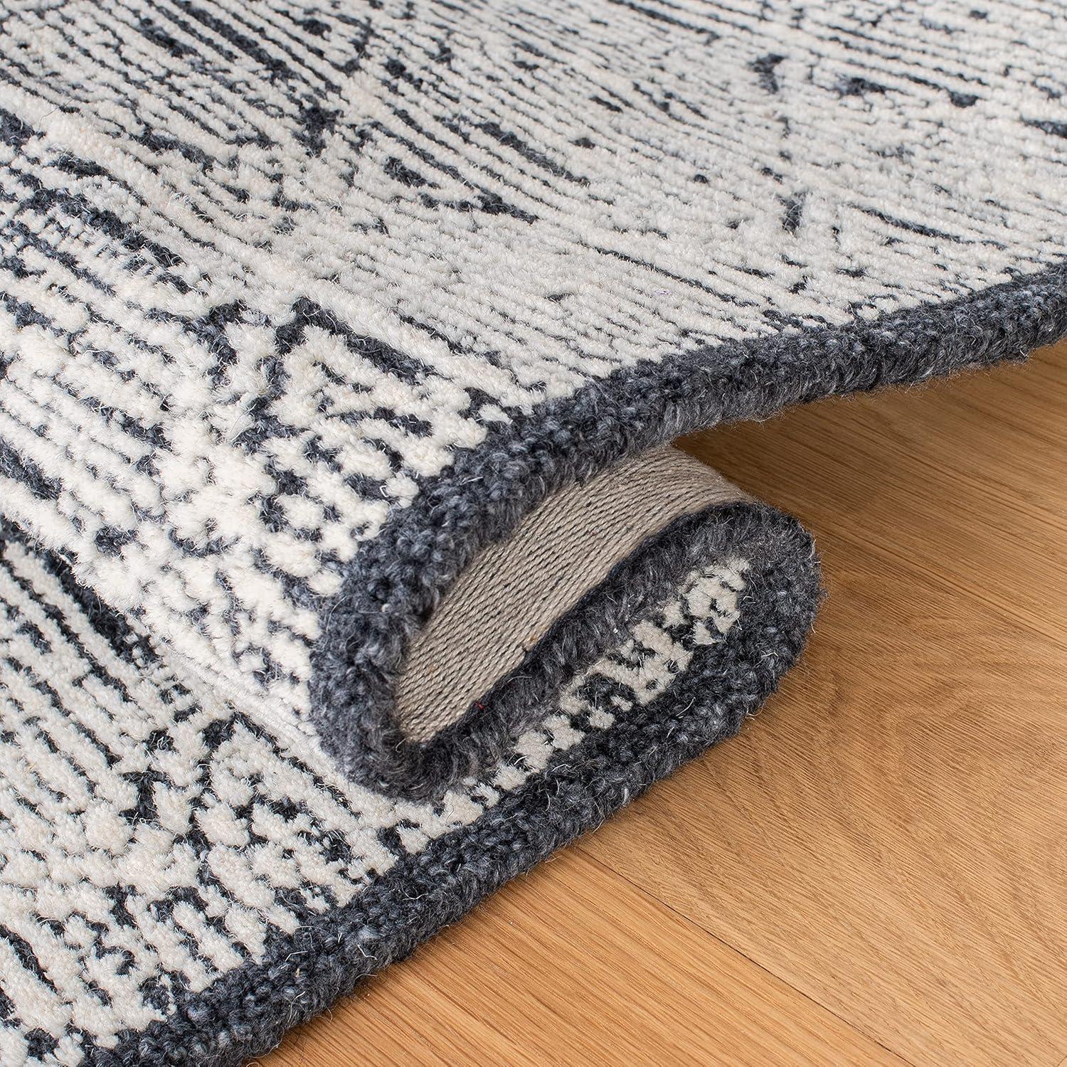 Roslyn ROS801 Hand Tufted Area Rug - Black/Ivory - 3'x5' - Safavieh.