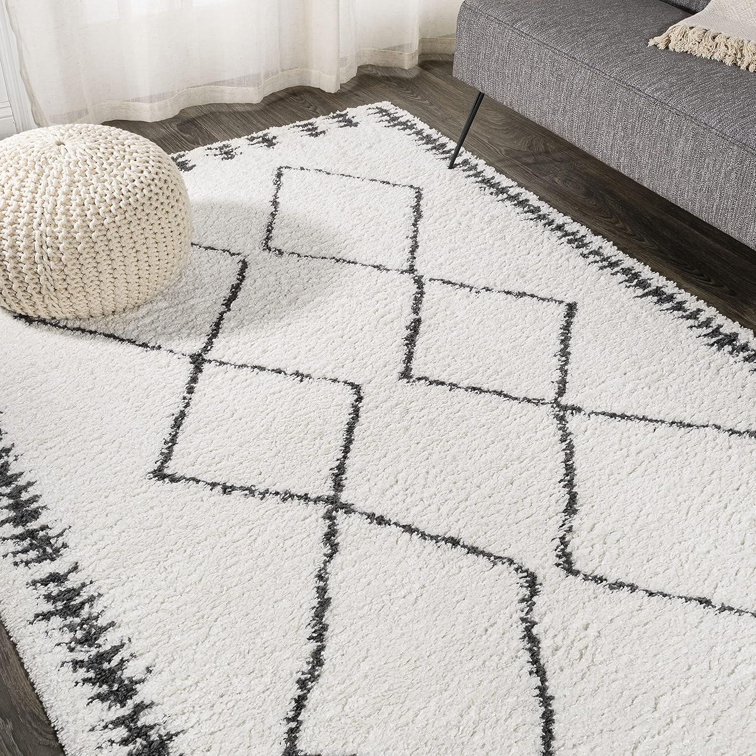 Calvia Moroccan Diamond Shag Area Rug  - JONATHAN Y