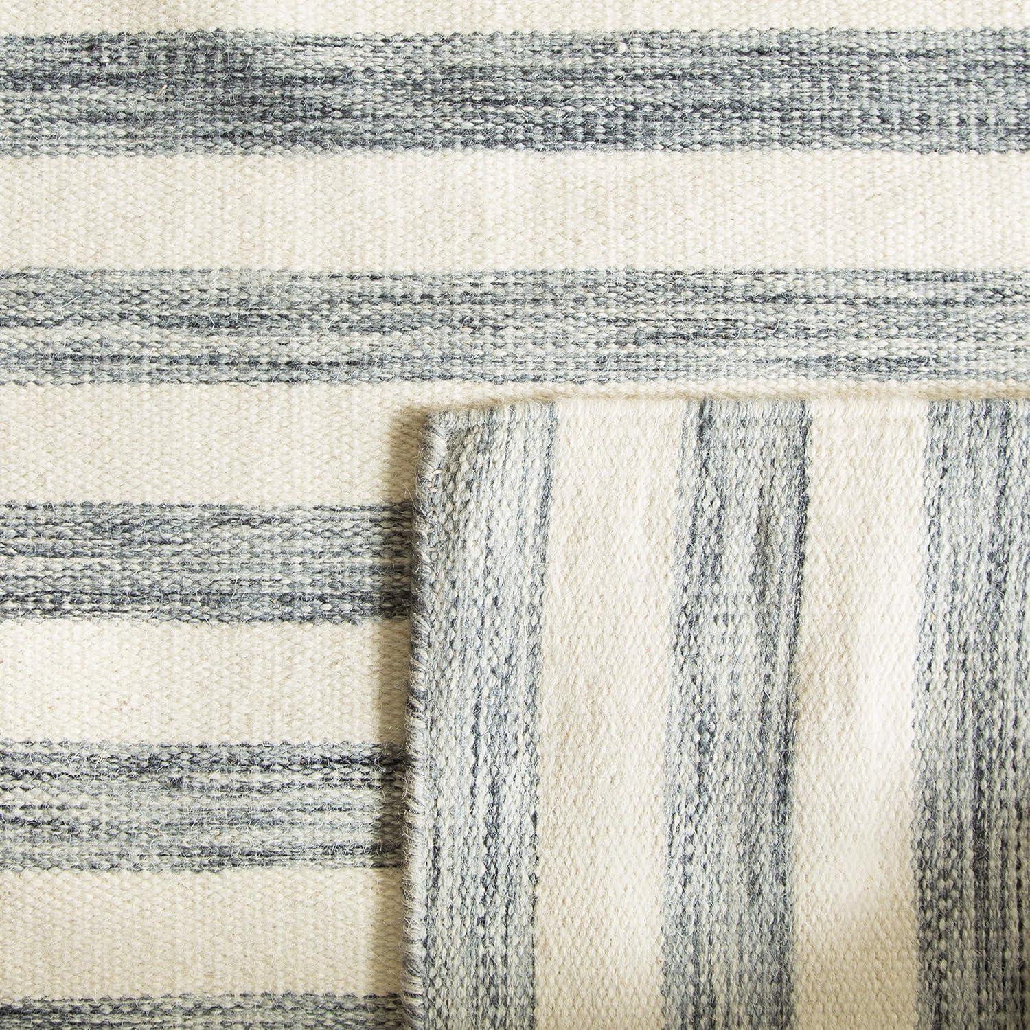 Dhurries DHU575 Hand Woven Area Rug - Grey/Ivory - 3'x5' - Safavieh.