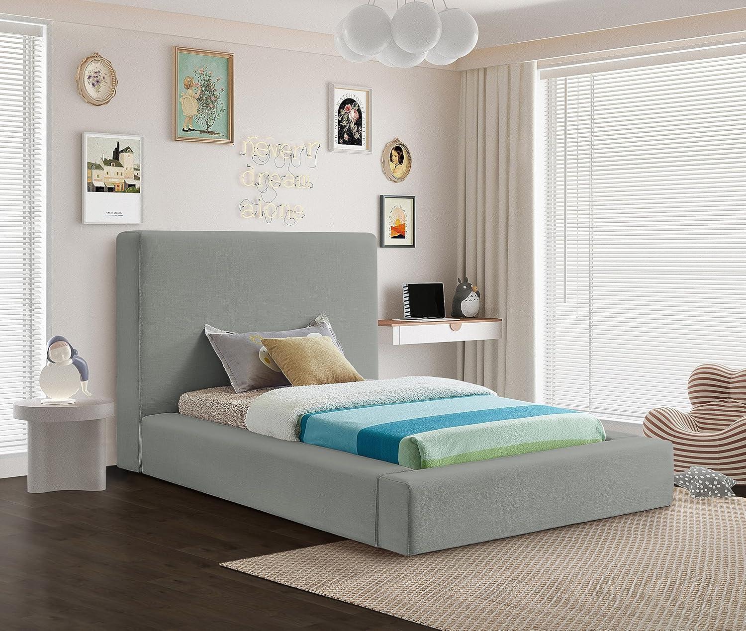 Wrought Studio™ Ishia Upholstered Platform Bed