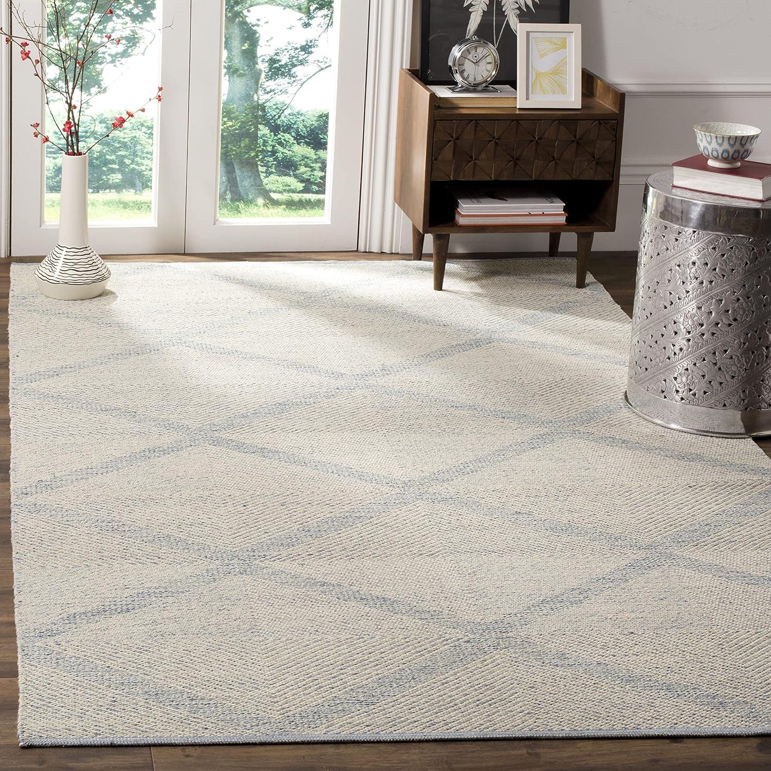 Montauk MTK821 Hand Woven Indoor Rug - Safavieh