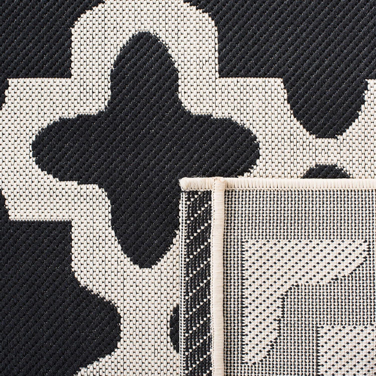 SAFAVIEH Courtyard Amanda Geometric Indoor/Outdoor Area Rug, 7'10" x 7'10" Square, Black/Beige