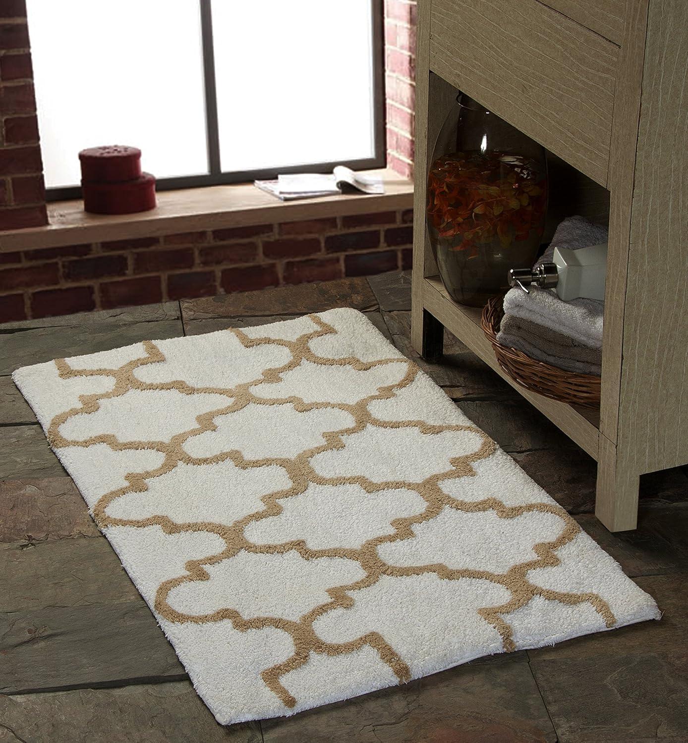 Saffron Fabs Bath Rug, Geomatric Pattern, Assorted Colors and Sizes