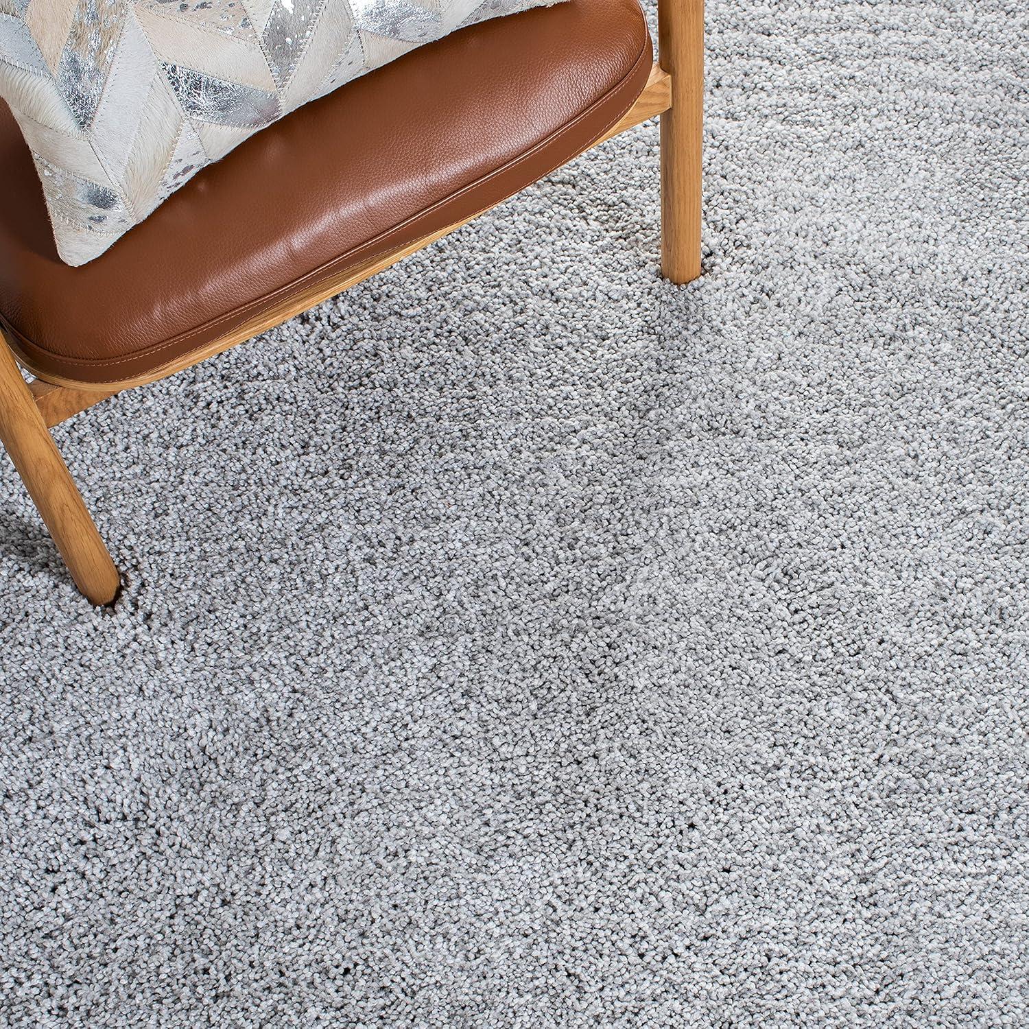 Ultimate Shag SGU211 Hand Tufted Indoor Accent Rug - Silver/Silver - 3'x5' - Safavieh.