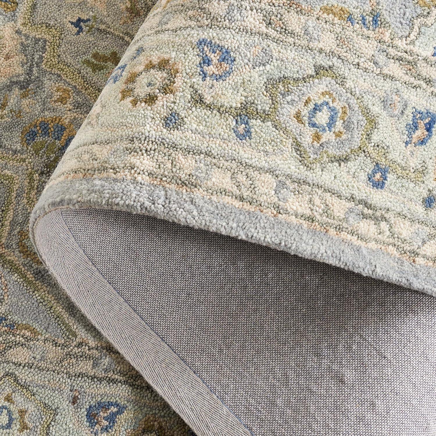 SAFAVIEH Heritage Collection Area Rug - 5' x 8', Ivory & Blue, Handmade Traditional Oriental Wool, Ideal for High Traffic Areas in Living Room, Bedroom, Dining (HG228M-5)
