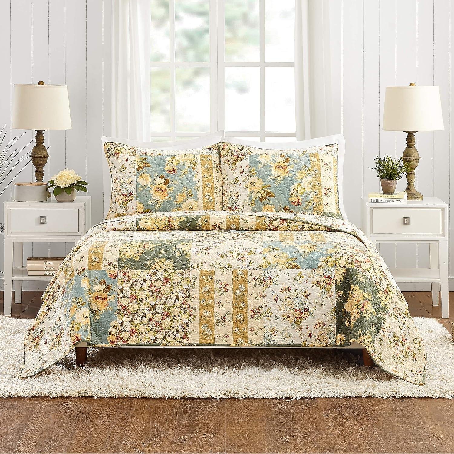 King Blue Cotton Reversible Floral Patchwork Quilt Set