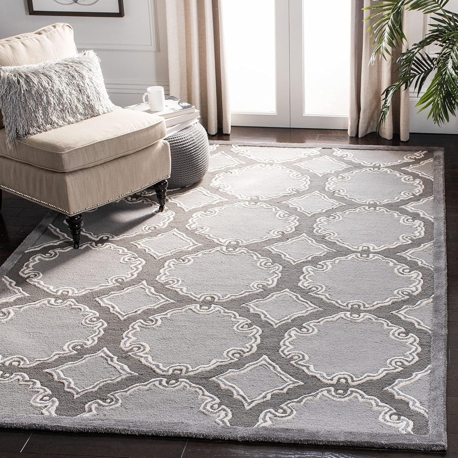 Safavieh Bella Hand Tufted Wool Geometric Rug