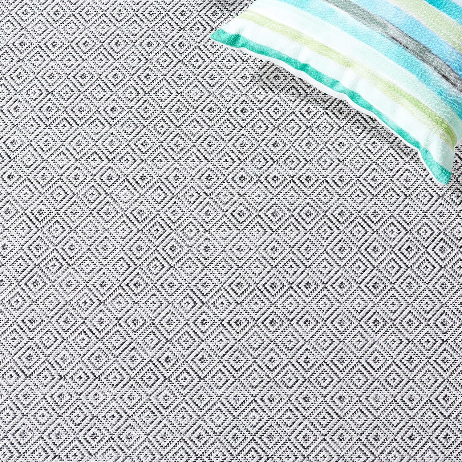 Hampton HTN230 Power Loomed Indoor/Outdoor Area Rug - Ivory/Black - 8'x10' - Safavieh.