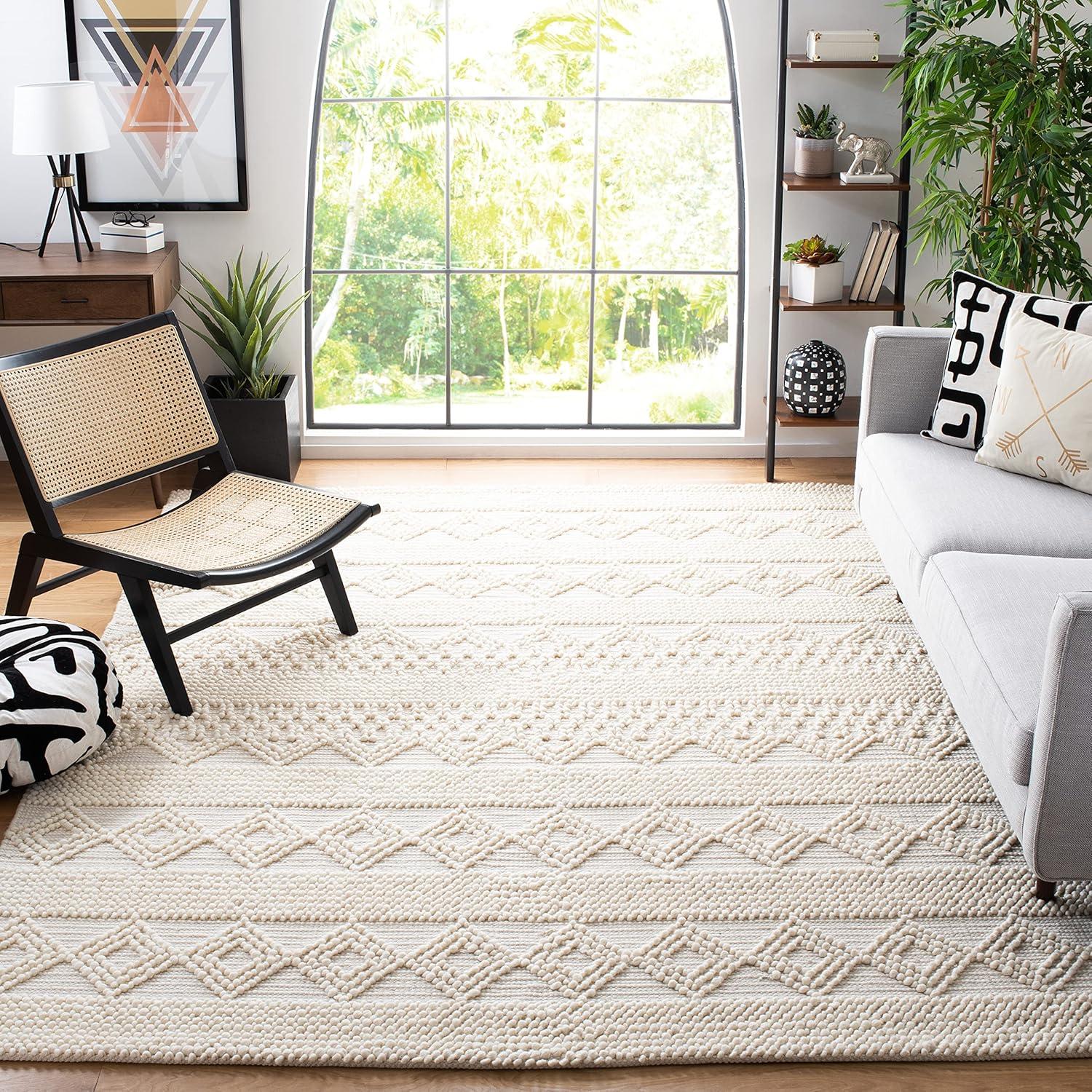 Natura Hand Woven 60% Wool And 40% Cotton Geometric Rug