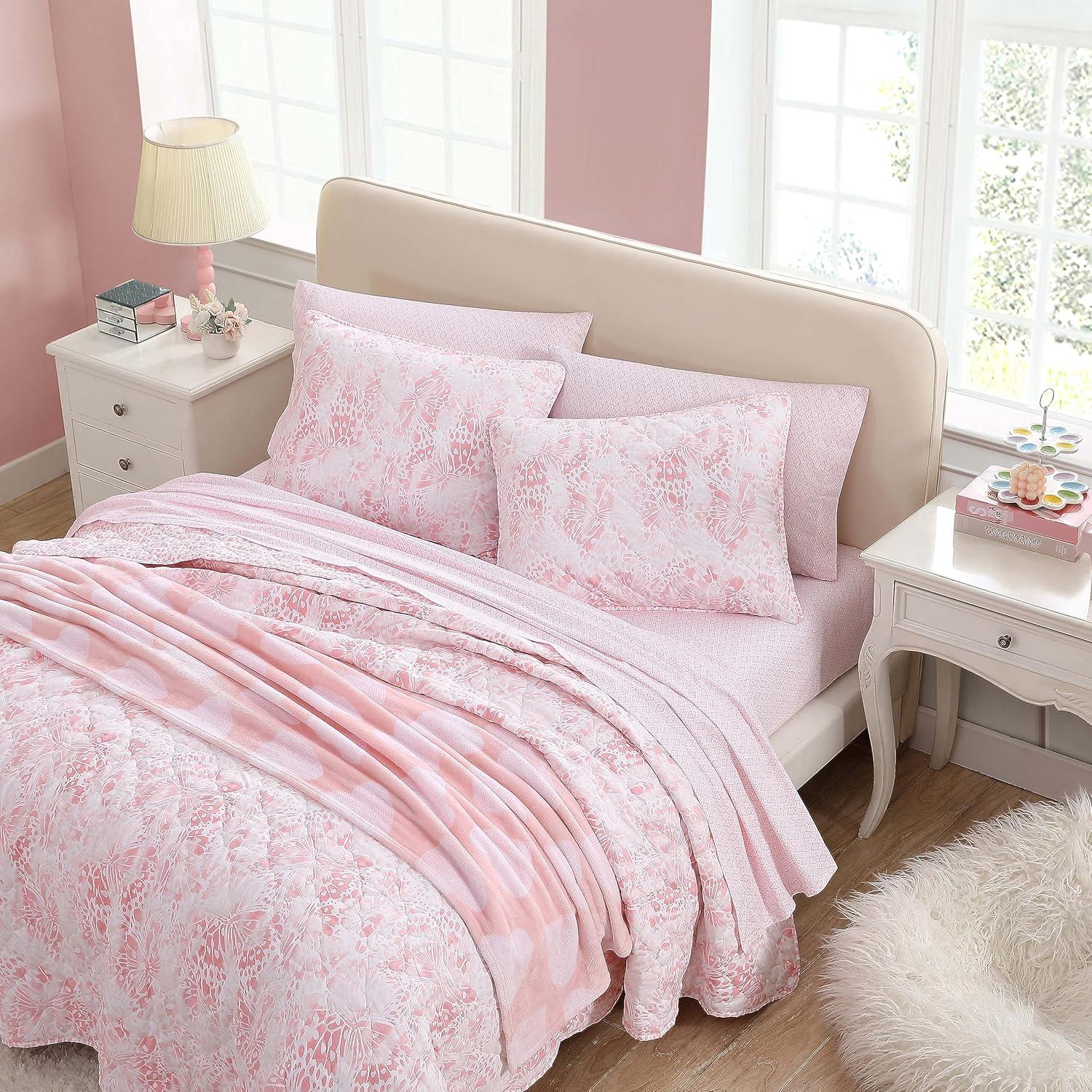 Betsey Johnson Butterfly Ombre Pink Reversible Quilt Set