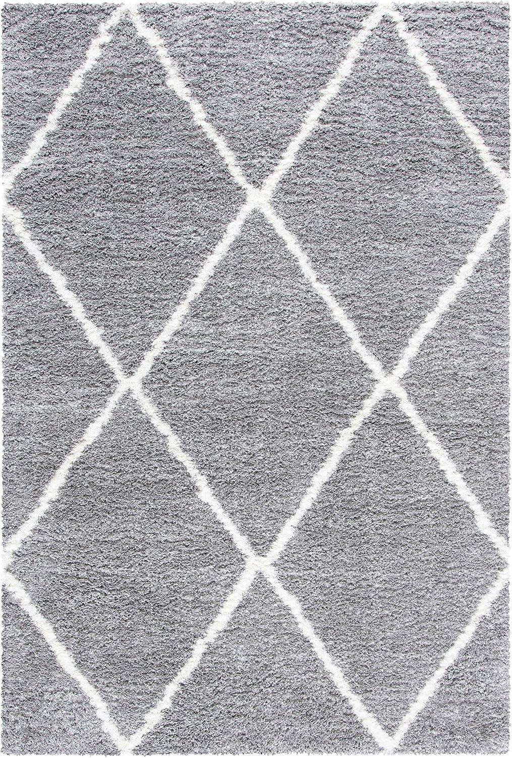 August Shag 500 AUG531 Power Loomed Indoor Area Rug - Light Grey/Ivory - 5'-5"x7'-7" - Safavieh