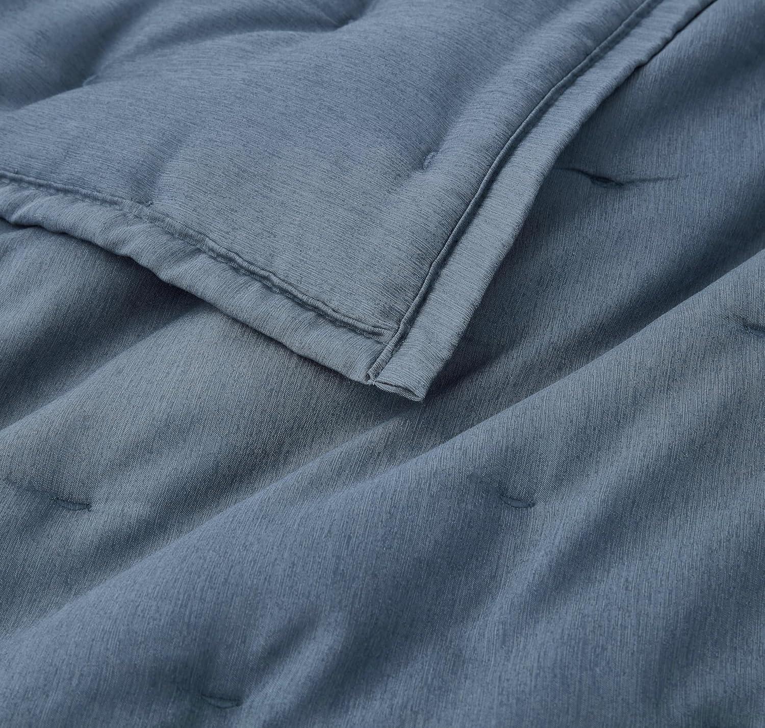Chezmoi Collection Glen 3-Piece Crescent Stitched Quilt Set, Oversized King Size, Steel Blue, Rayon Derived from Bamboo & Polyester Blended, Soft Breathable Cooling Bedspread for Hot Sleepers