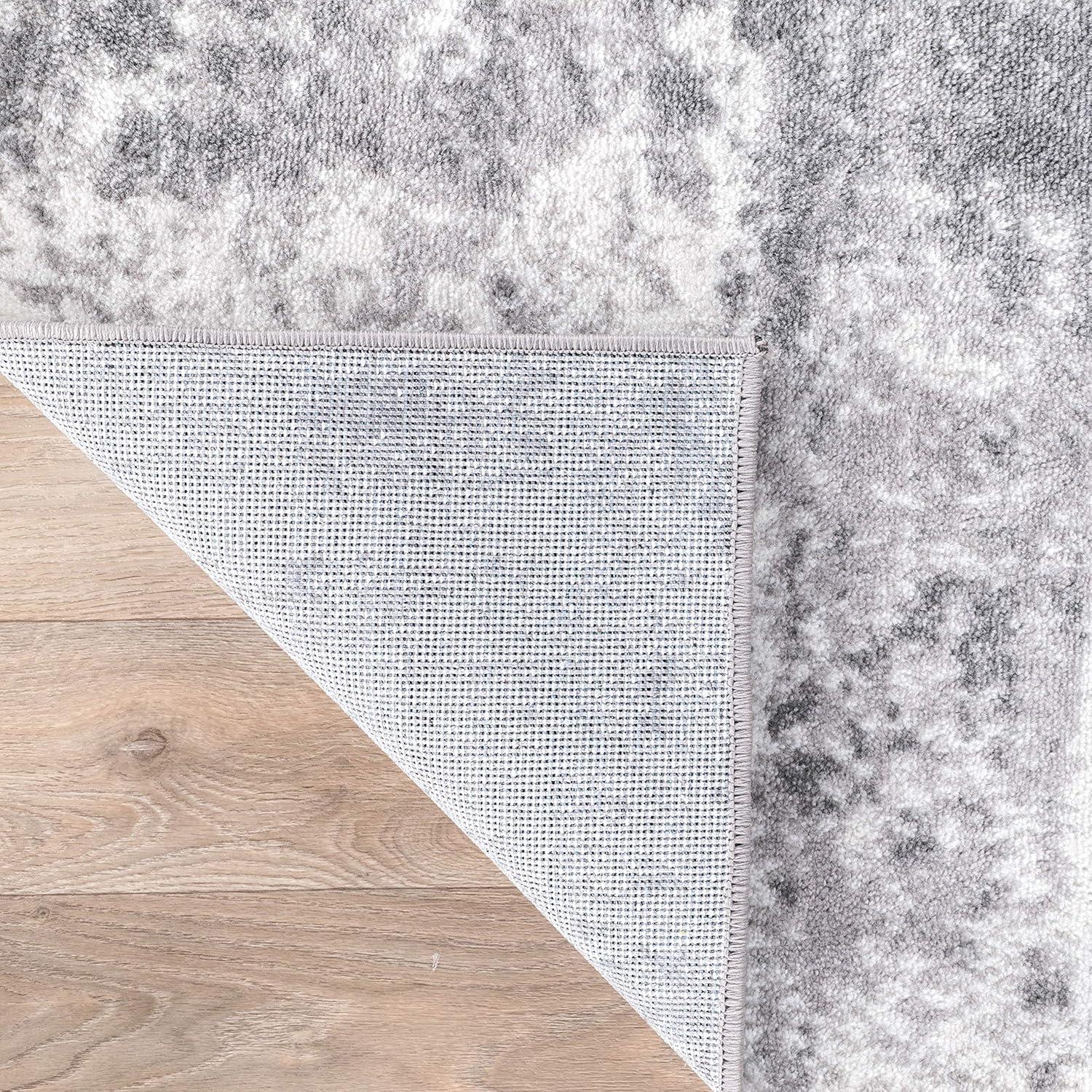 Reversible Distressed Abstract Gray 5' x 7' Synthetic Area Rug